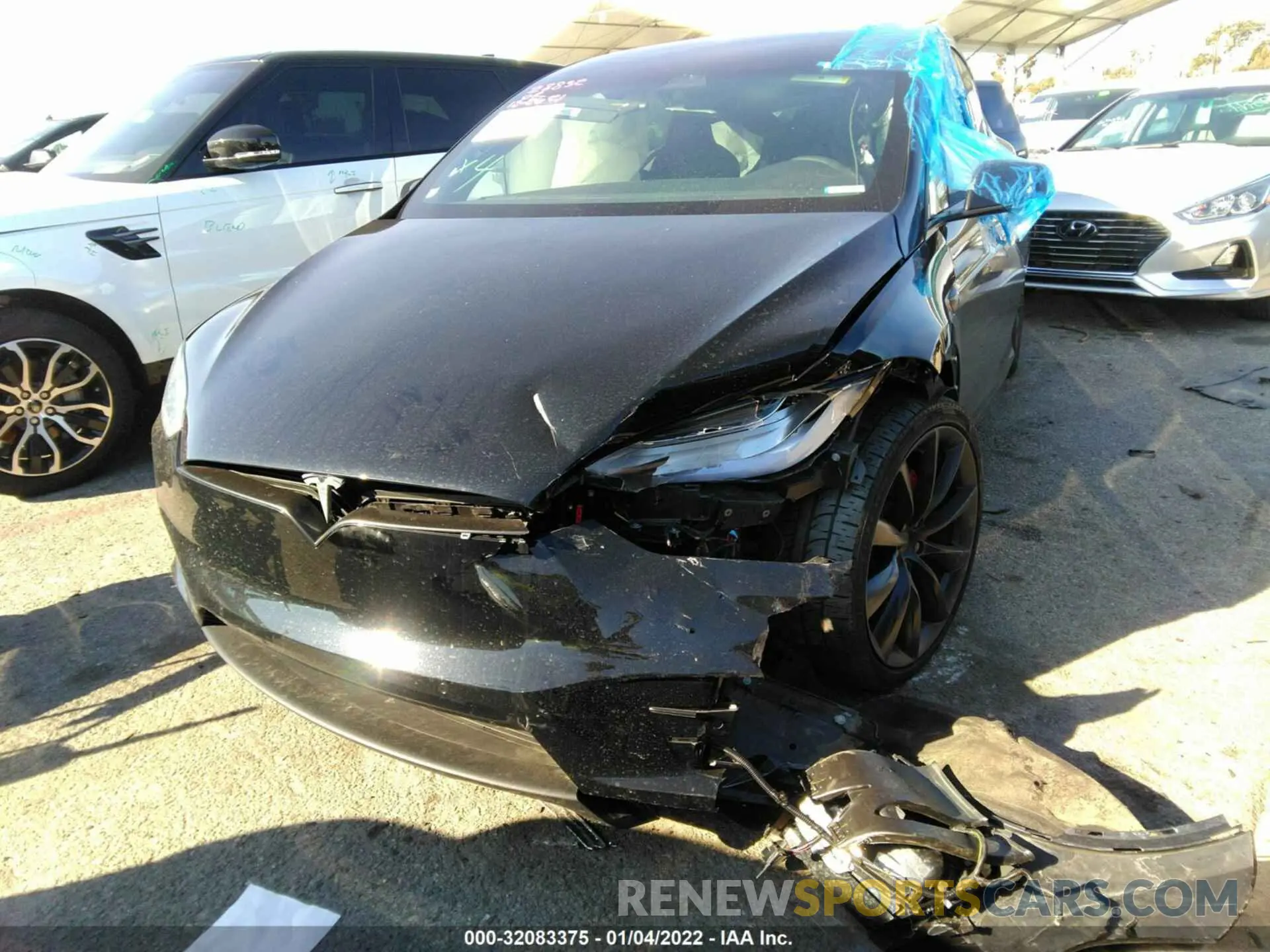 2 fotografías del automóvil dañado 5YJXCBE44KF180813 TESLA MODEL X 2019