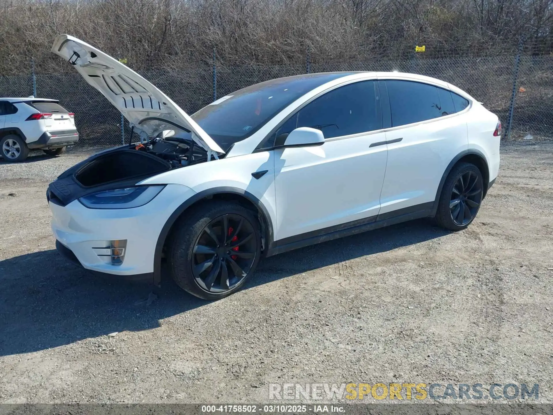 2 fotografías del automóvil dañado 5YJXCBE45KF157640 TESLA MODEL X 2019