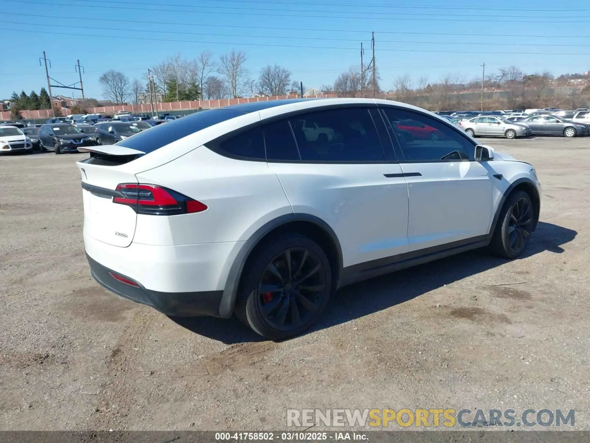 4 fotografías del automóvil dañado 5YJXCBE45KF157640 TESLA MODEL X 2019