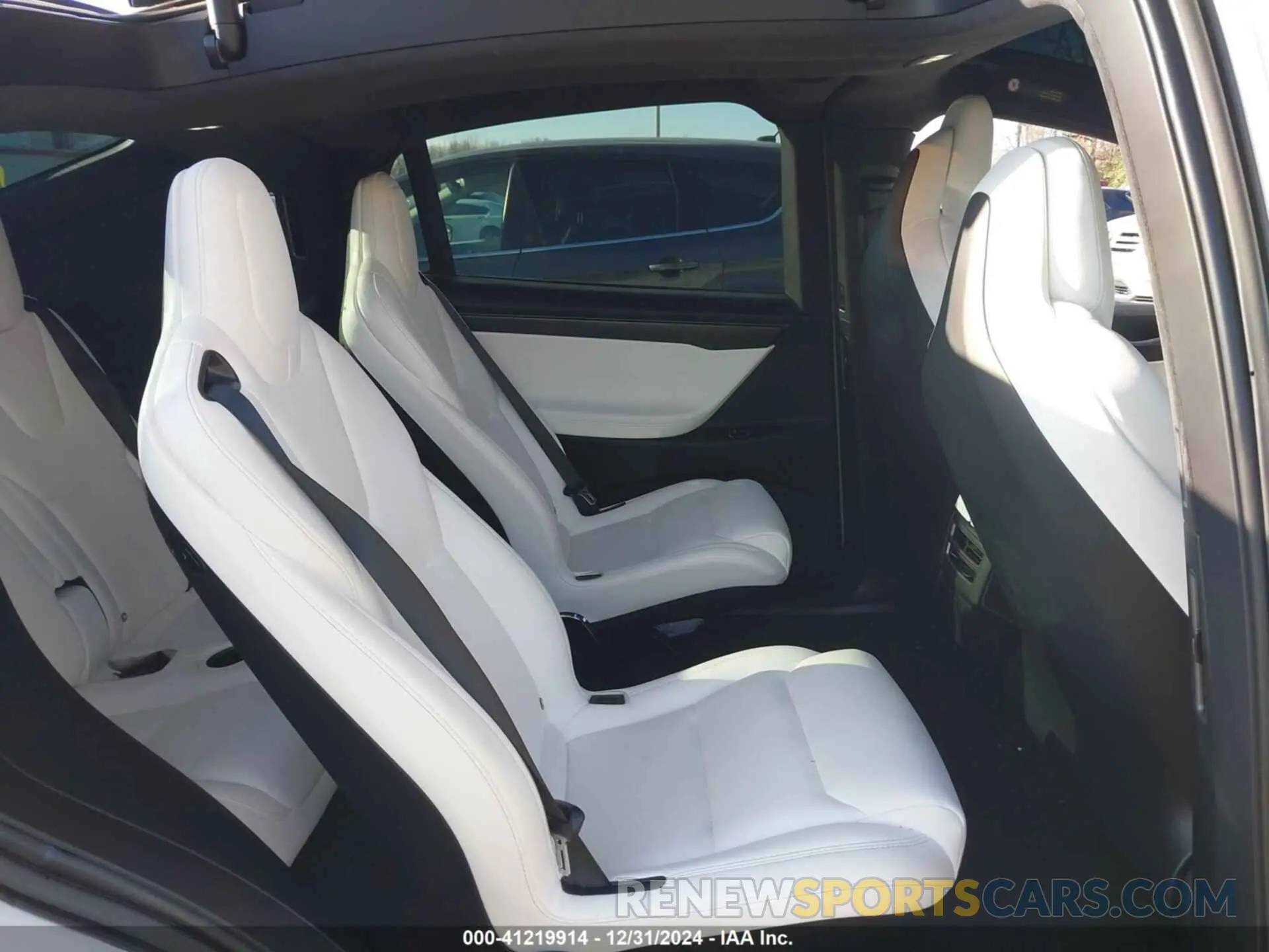 8 fotografías del automóvil dañado 5YJXCBE45KF188953 TESLA MODEL X 2019