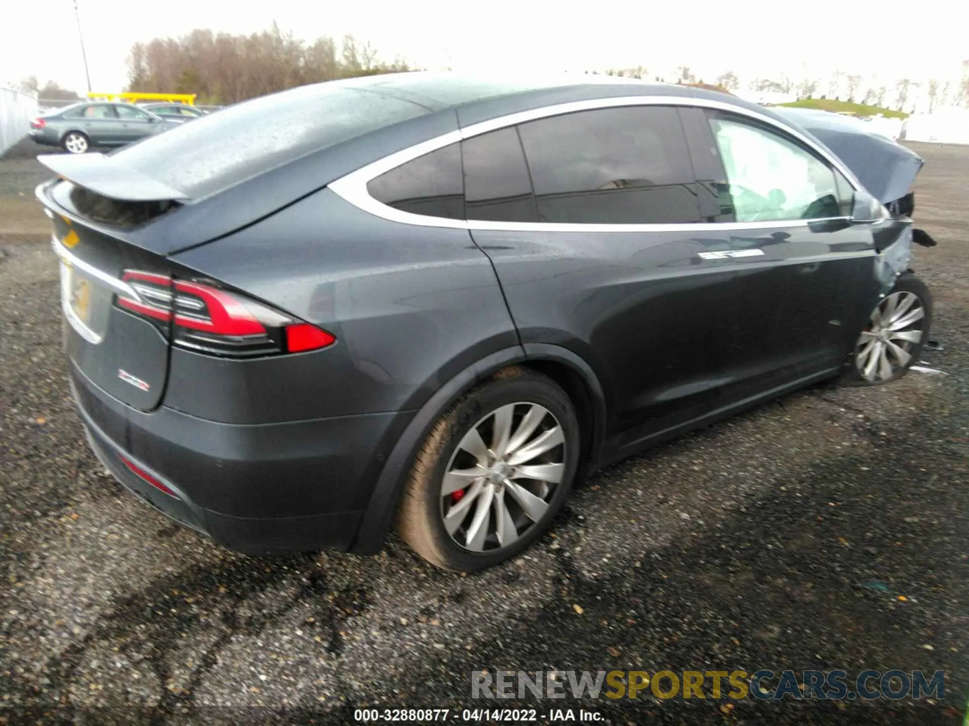 4 fotografías del automóvil dañado 5YJXCBE47KF185388 TESLA MODEL X 2019