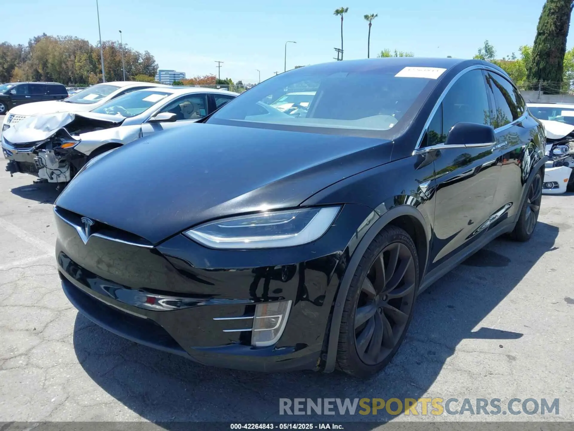 2 fotografías del automóvil dañado 5YJXCDE23KF141849 TESLA MODEL X 2019