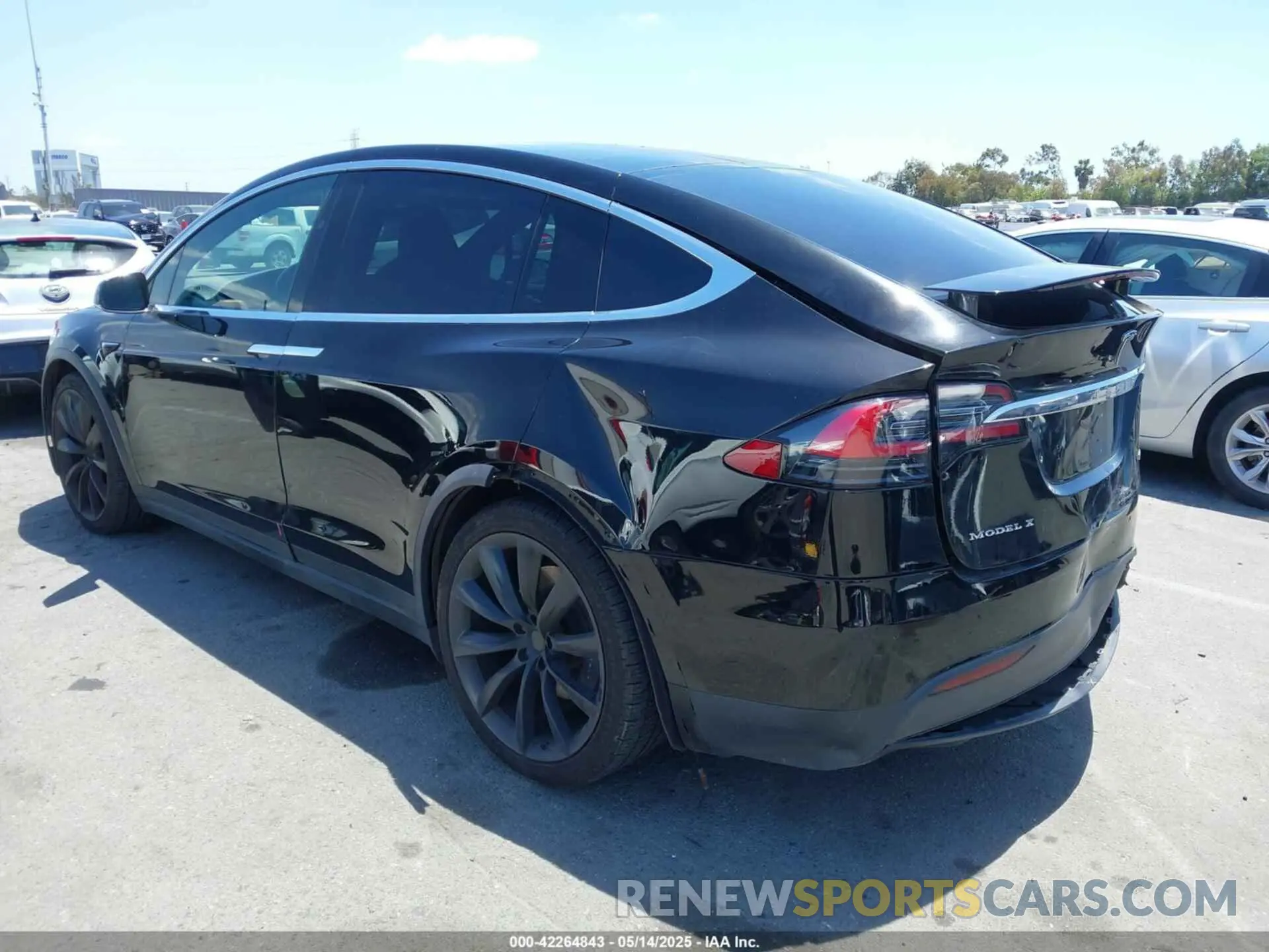3 fotografías del automóvil dañado 5YJXCDE23KF141849 TESLA MODEL X 2019