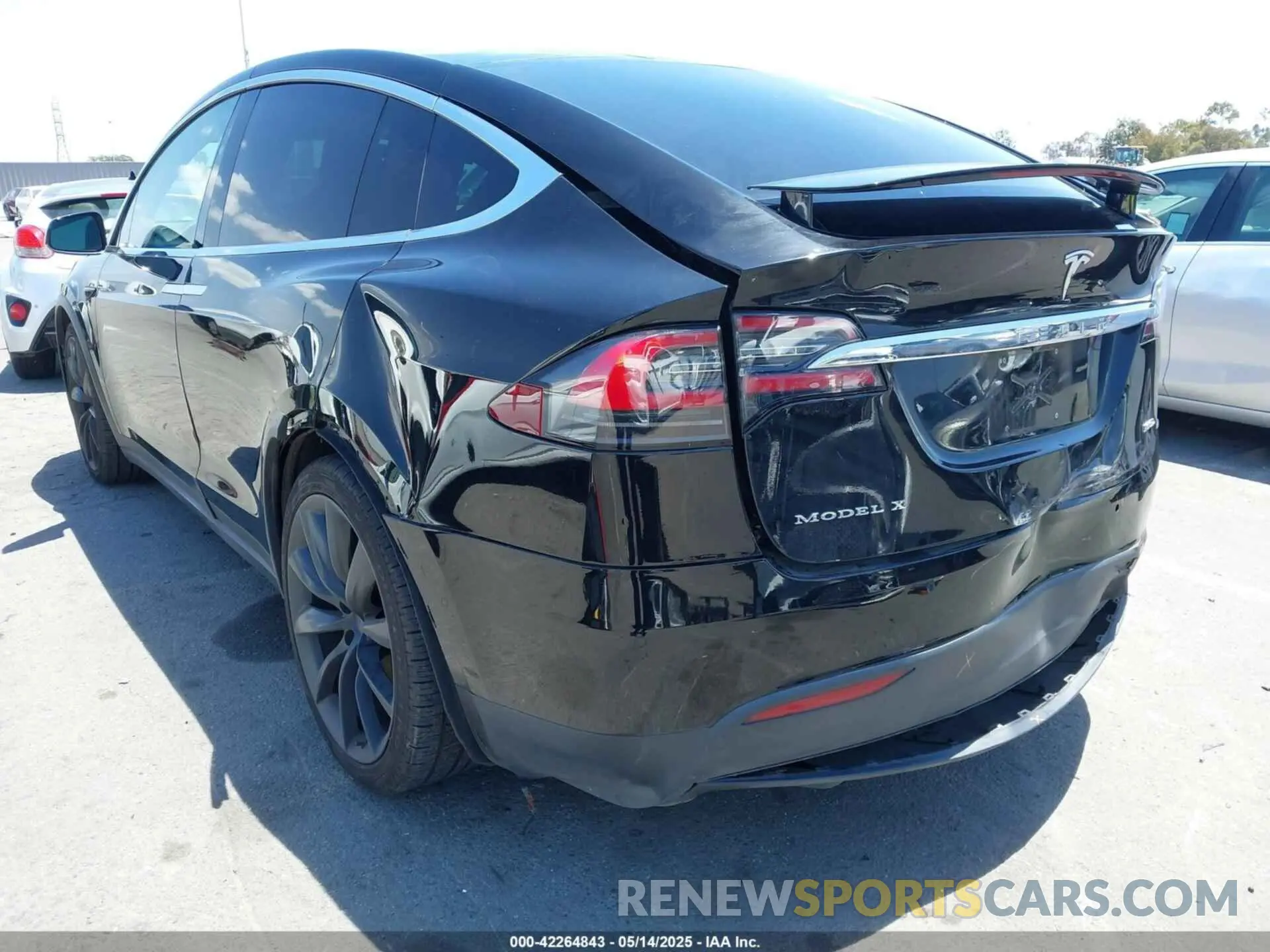 6 fotografías del automóvil dañado 5YJXCDE23KF141849 TESLA MODEL X 2019