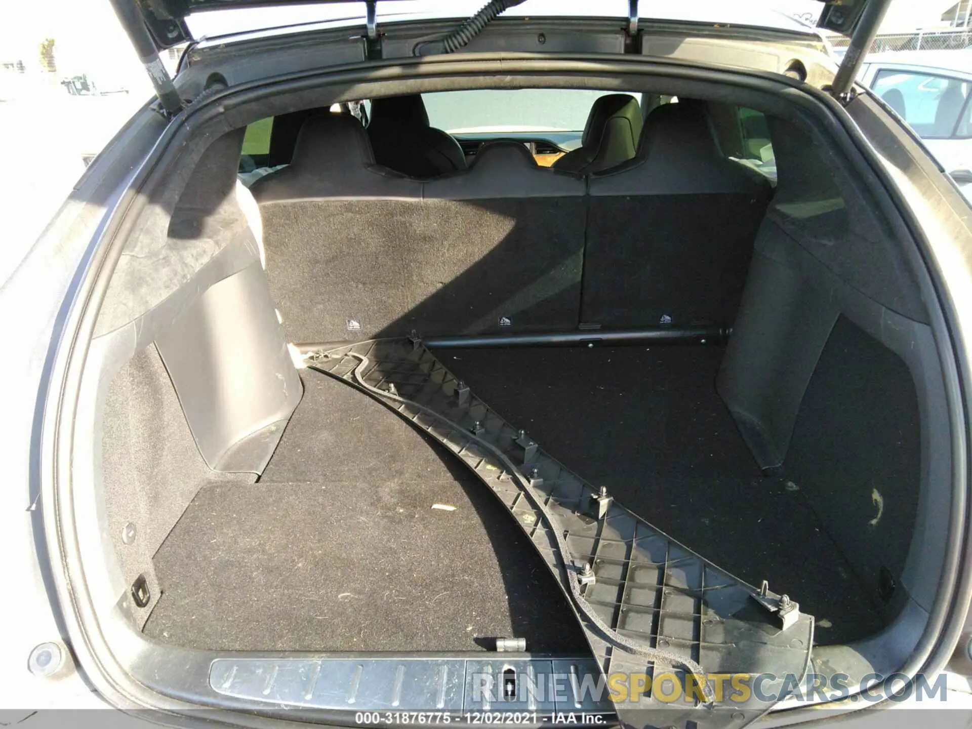8 fotografías del automóvil dañado 5YJXCDE23KF147201 TESLA MODEL X 2019