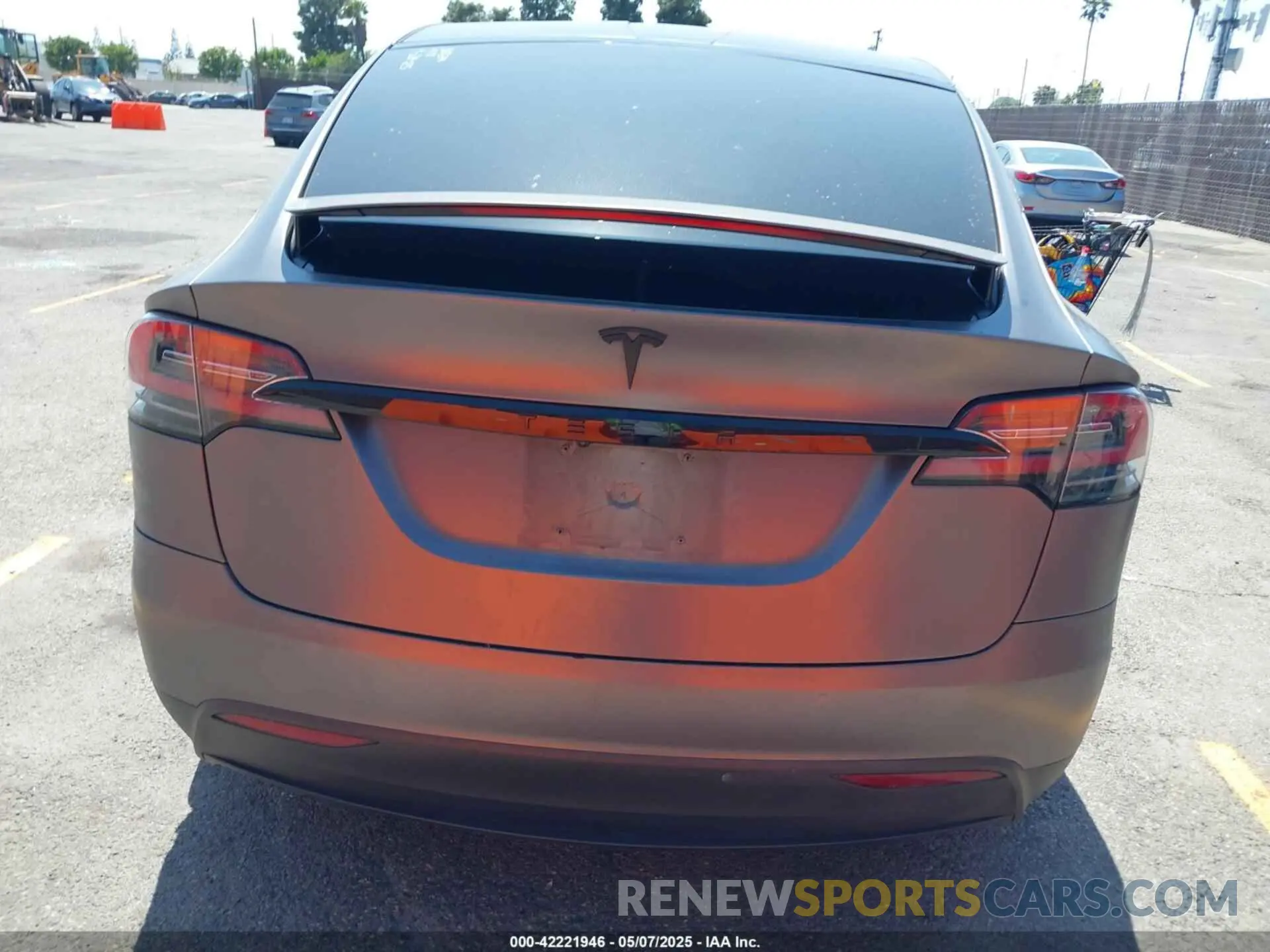 16 fotografías del automóvil dañado 5YJXCDE26KF154322 TESLA MODEL X 2019