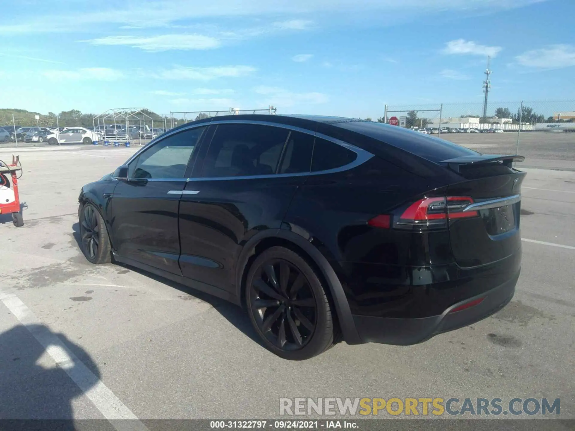 3 fotografías del automóvil dañado 5YJXCDE26KF187790 TESLA MODEL X 2019