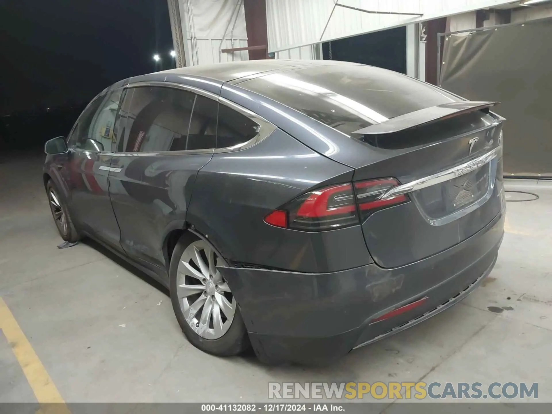 3 fotografías del automóvil dañado 5YJXCDE29KF210060 TESLA MODEL X 2019