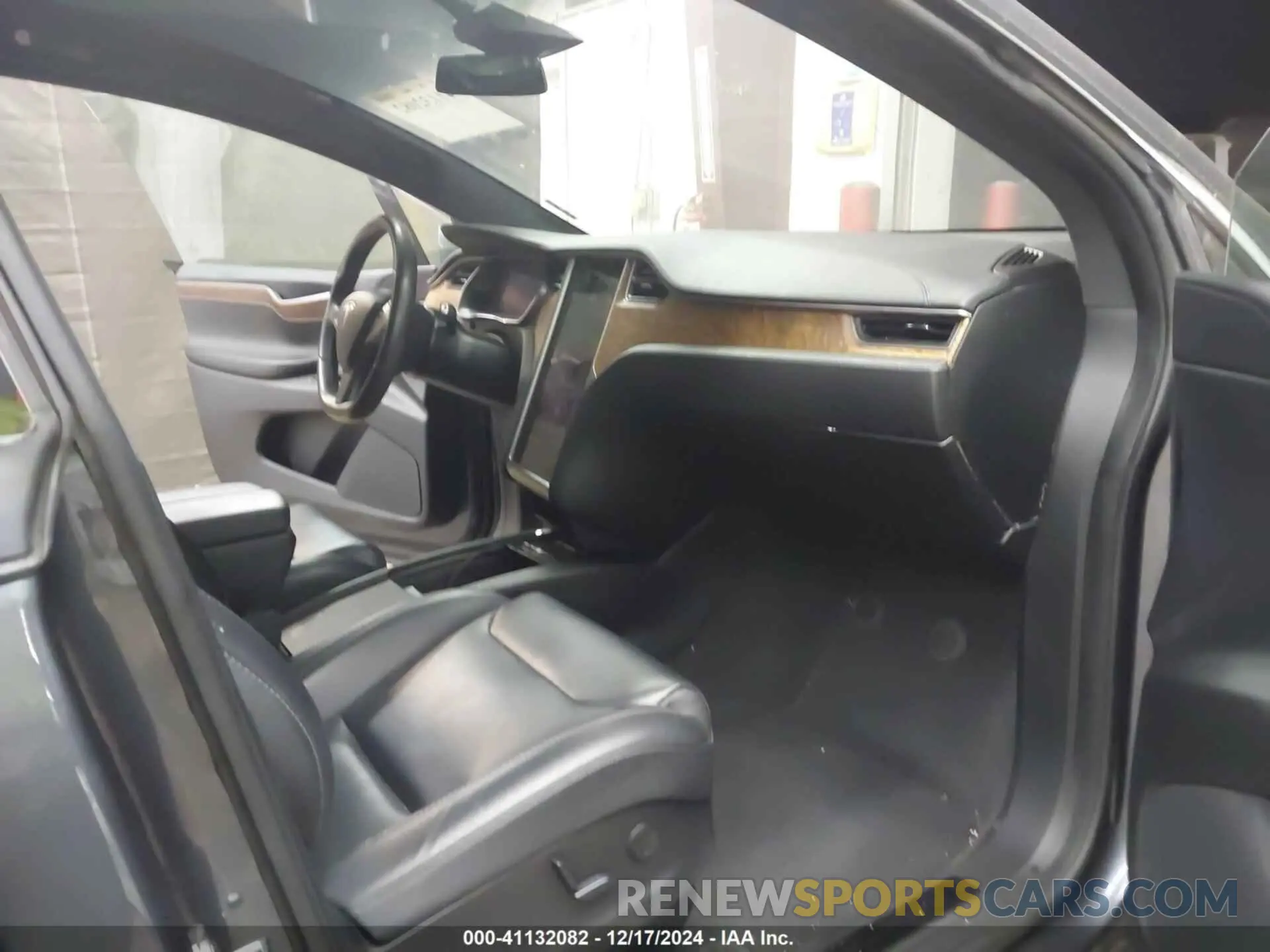 5 fotografías del automóvil dañado 5YJXCDE29KF210060 TESLA MODEL X 2019