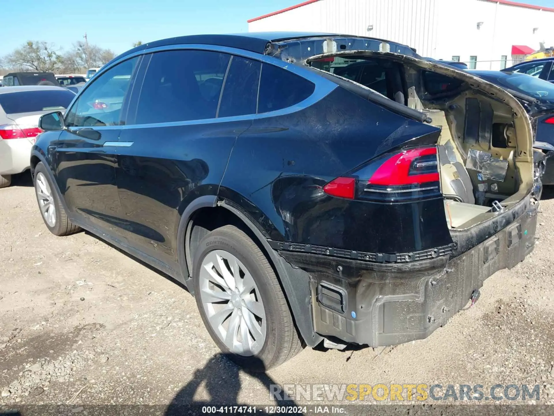 3 fotografías del automóvil dañado 5YJXCDE2XKF161371 TESLA MODEL X 2019