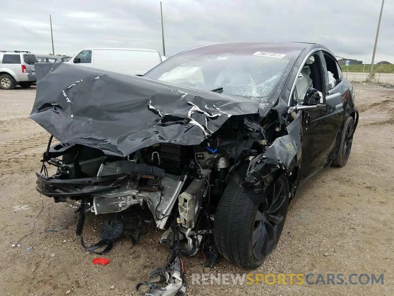 9 fotografías del automóvil dañado 5YJXCAE20LF229807 TESLA MODEL X 2020