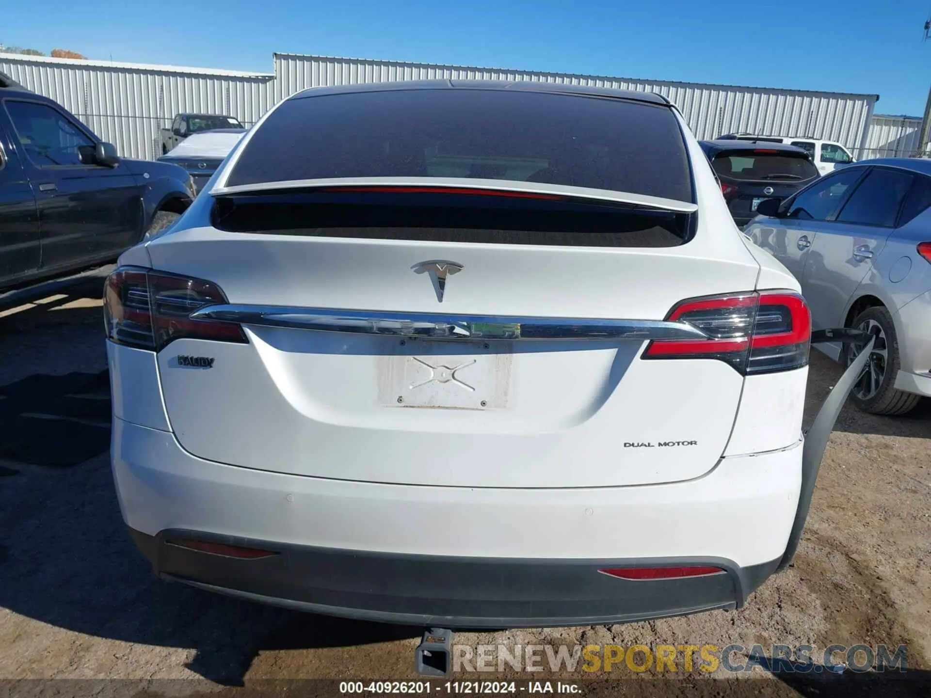 16 fotografías del automóvil dañado 5YJXCAE20LF237485 TESLA MODEL X 2020