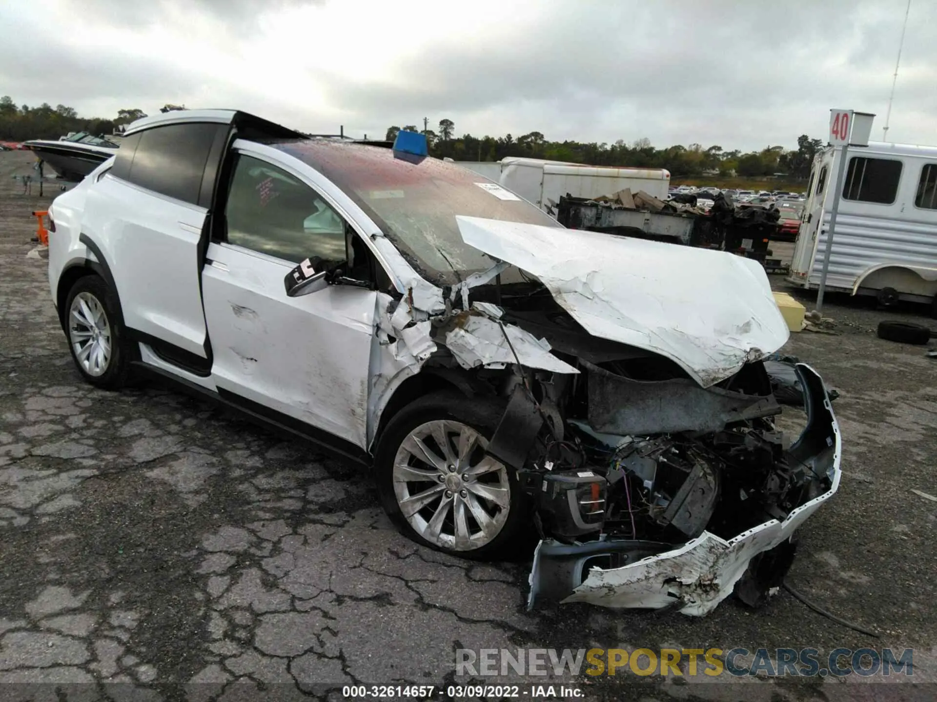1 fotografías del automóvil dañado 5YJXCAE20LF300813 TESLA MODEL X 2020