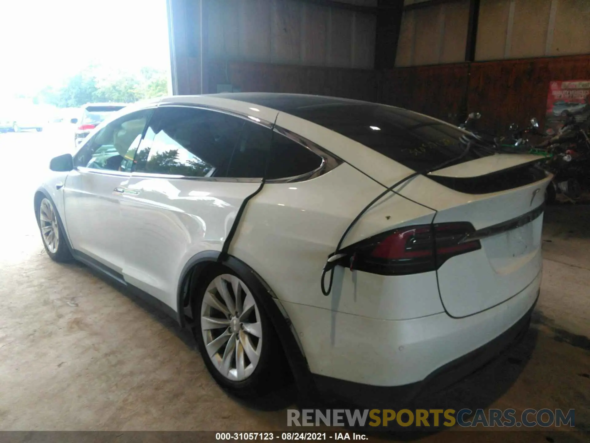3 fotografías del automóvil dañado 5YJXCAE20LF301346 TESLA MODEL X 2020