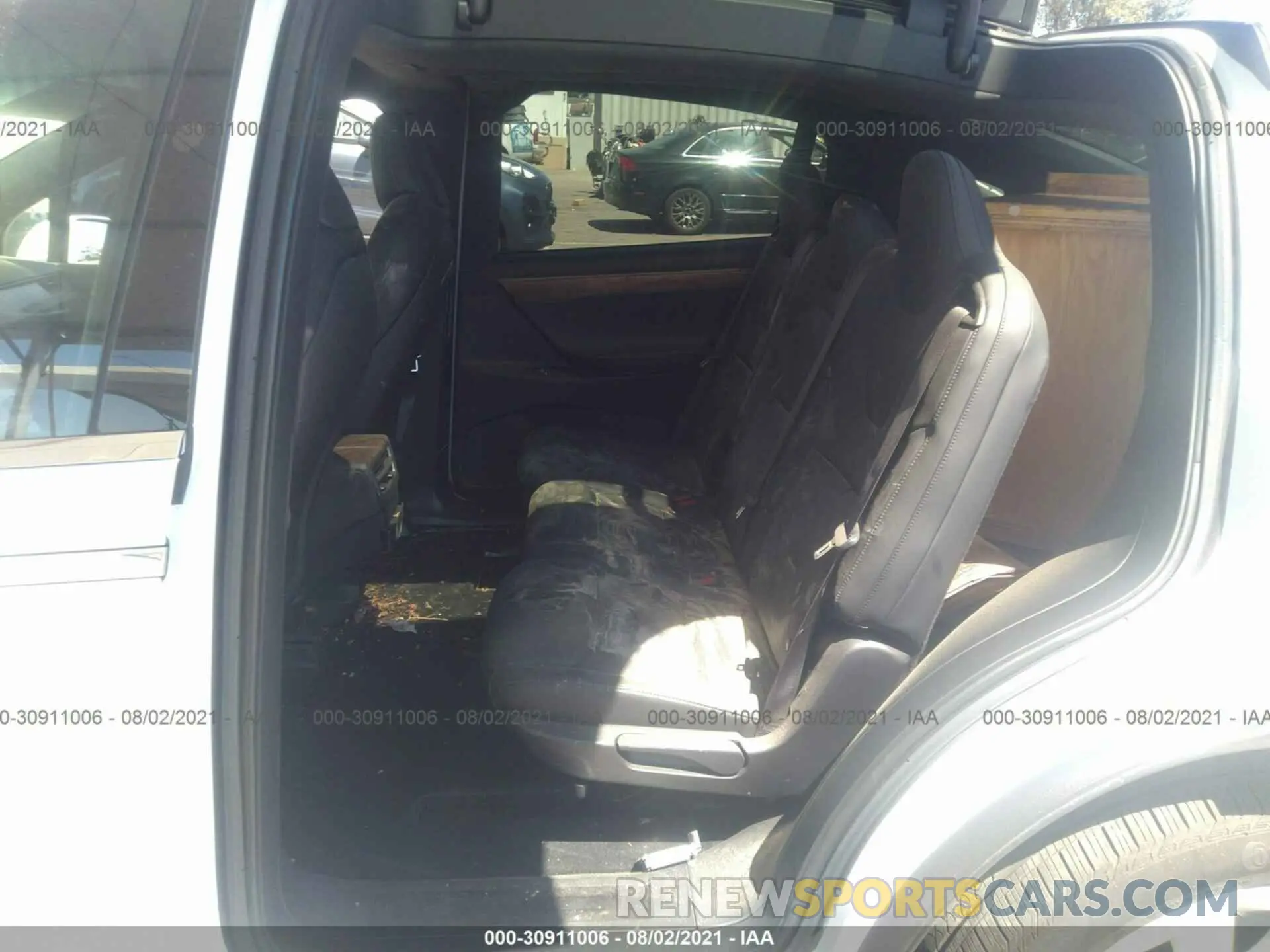 8 fotografías del automóvil dañado 5YJXCAE21LF235891 TESLA MODEL X 2020