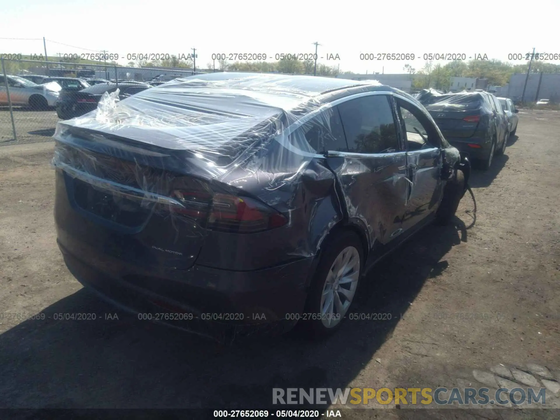 4 fotografías del automóvil dañado 5YJXCAE21LF243859 TESLA MODEL X 2020