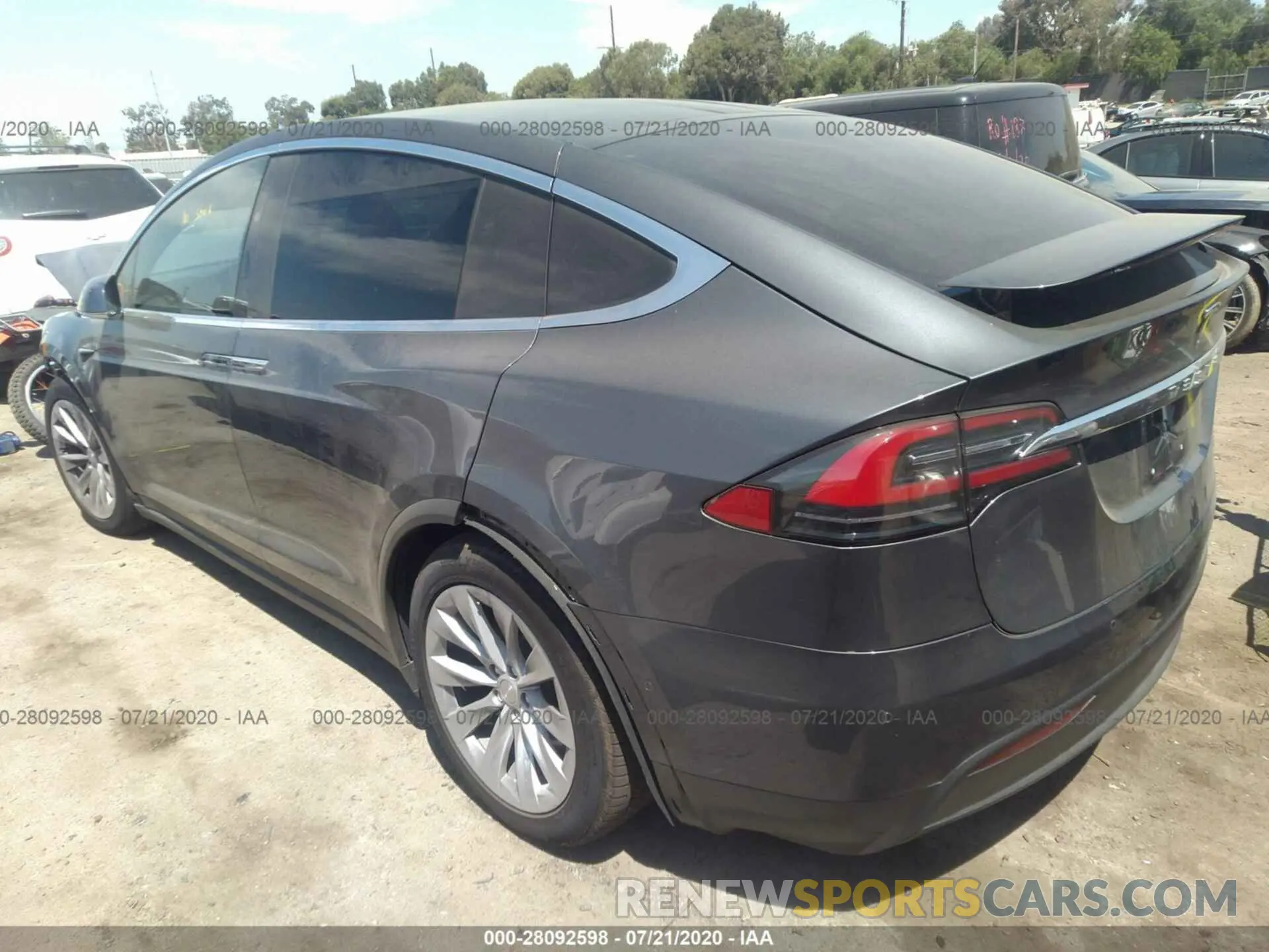 3 fotografías del automóvil dañado 5YJXCAE22LF275641 TESLA MODEL X 2020