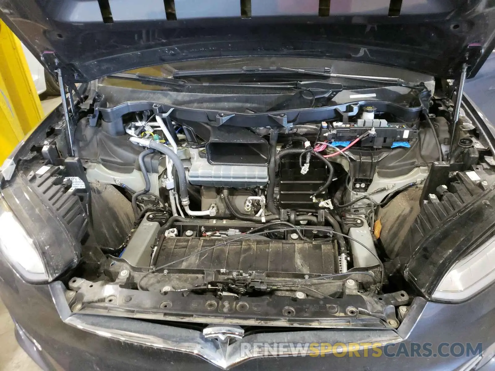 7 fotografías del automóvil dañado 5YJXCAE23LF240199 TESLA MODEL X 2020