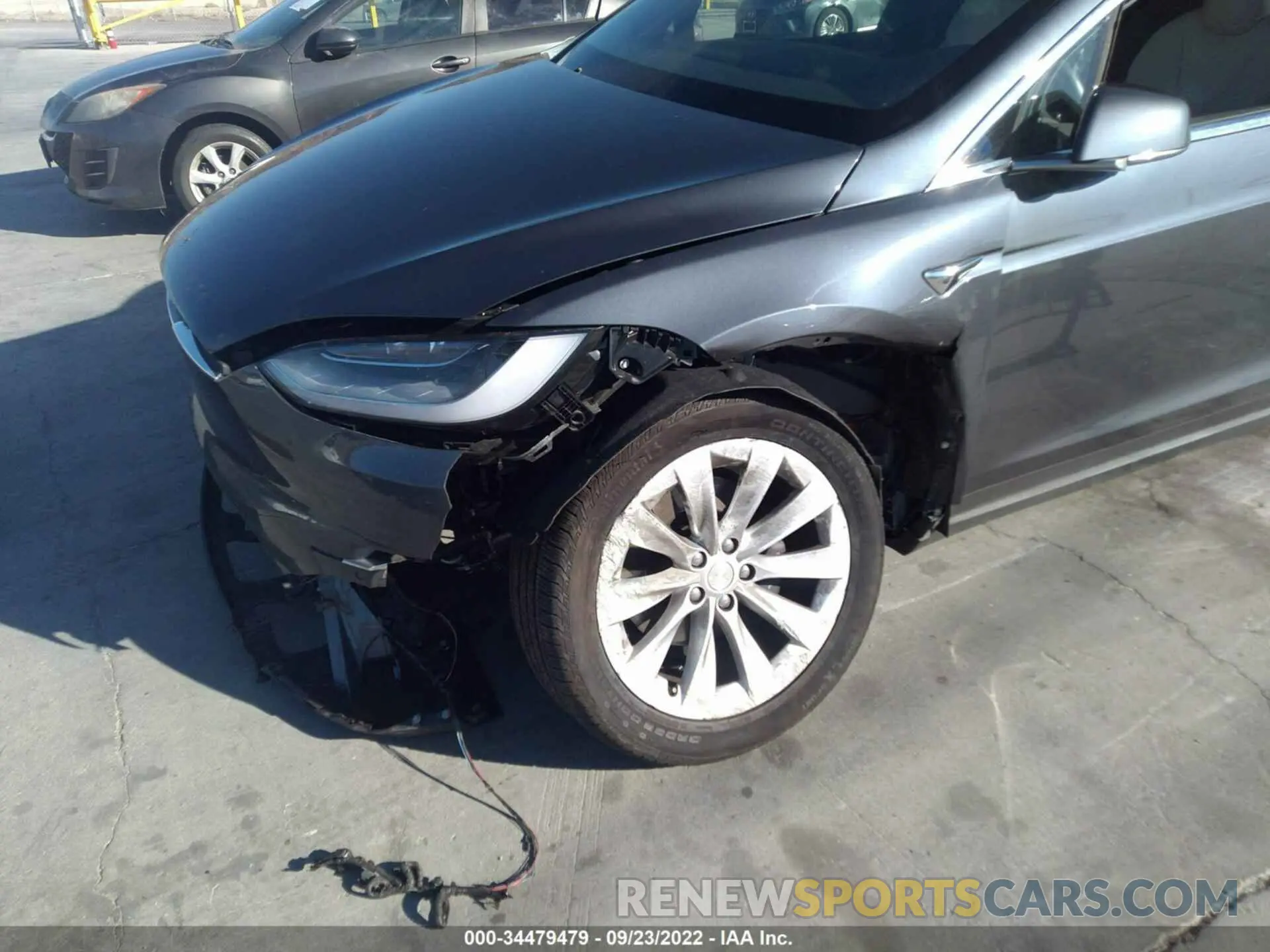 6 fotografías del automóvil dañado 5YJXCAE23LF285904 TESLA MODEL X 2020