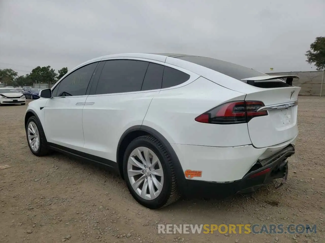 3 fotografías del automóvil dañado 5YJXCAE24LF286172 TESLA MODEL X 2020