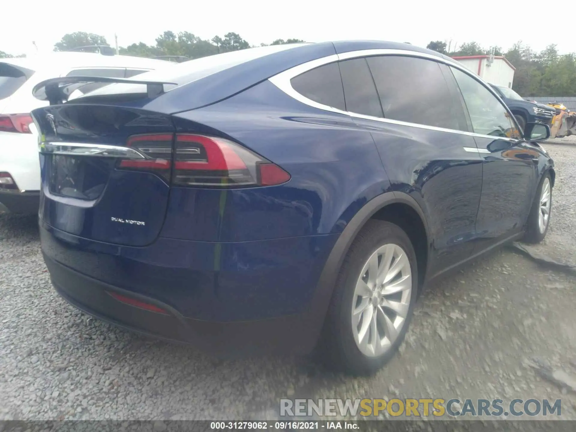 4 fotografías del automóvil dañado 5YJXCAE25LF221329 TESLA MODEL X 2020