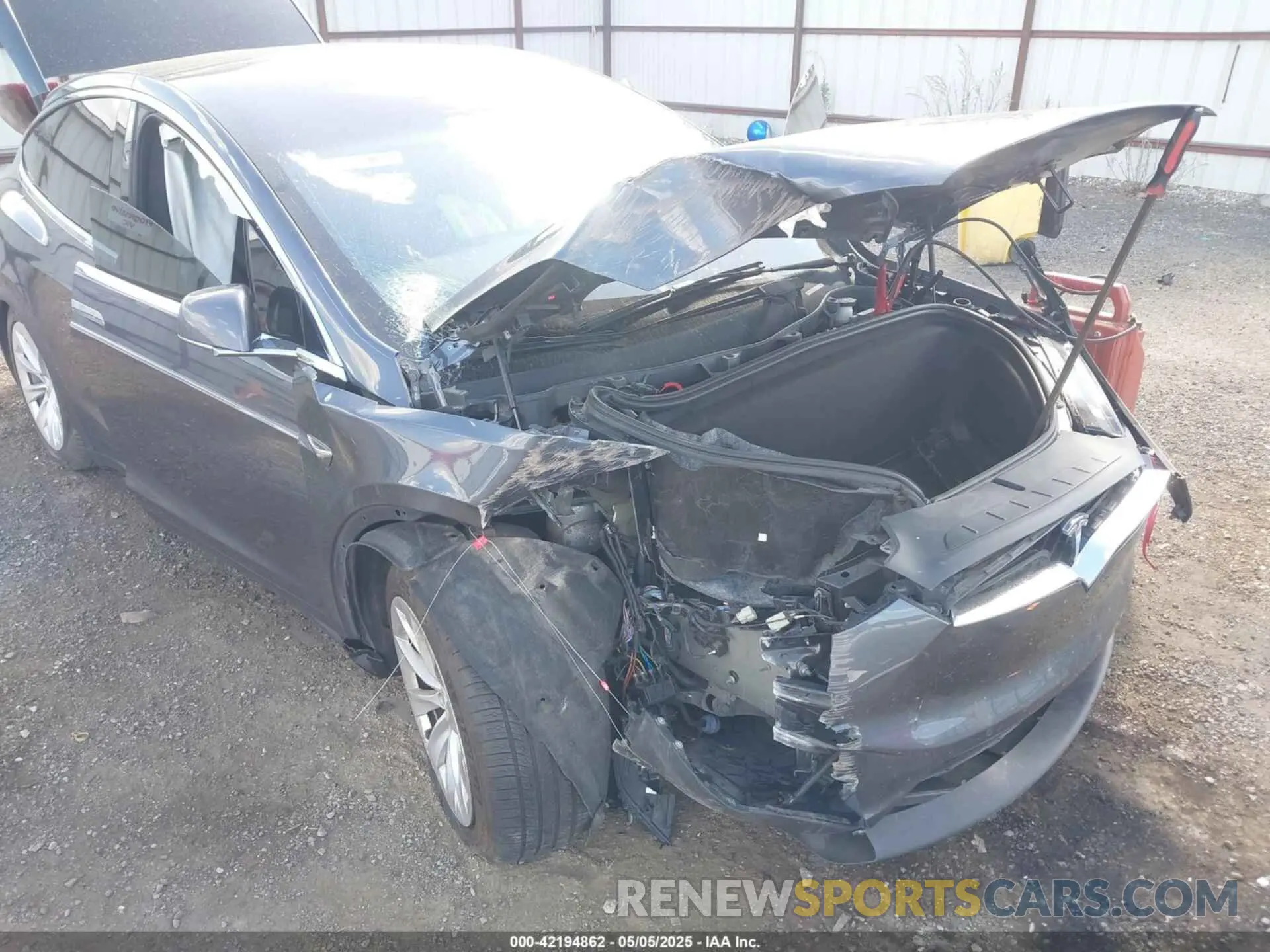 6 fotografías del automóvil dañado 5YJXCAE25LF260860 TESLA MODEL X 2020