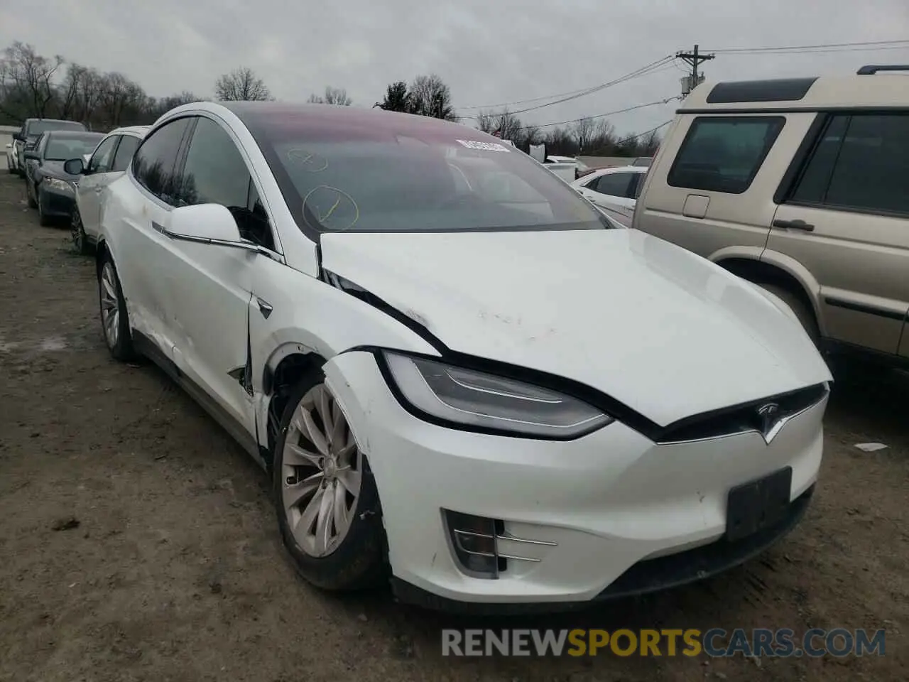 9 fotografías del automóvil dañado 5YJXCAE27LF238696 TESLA MODEL X 2020