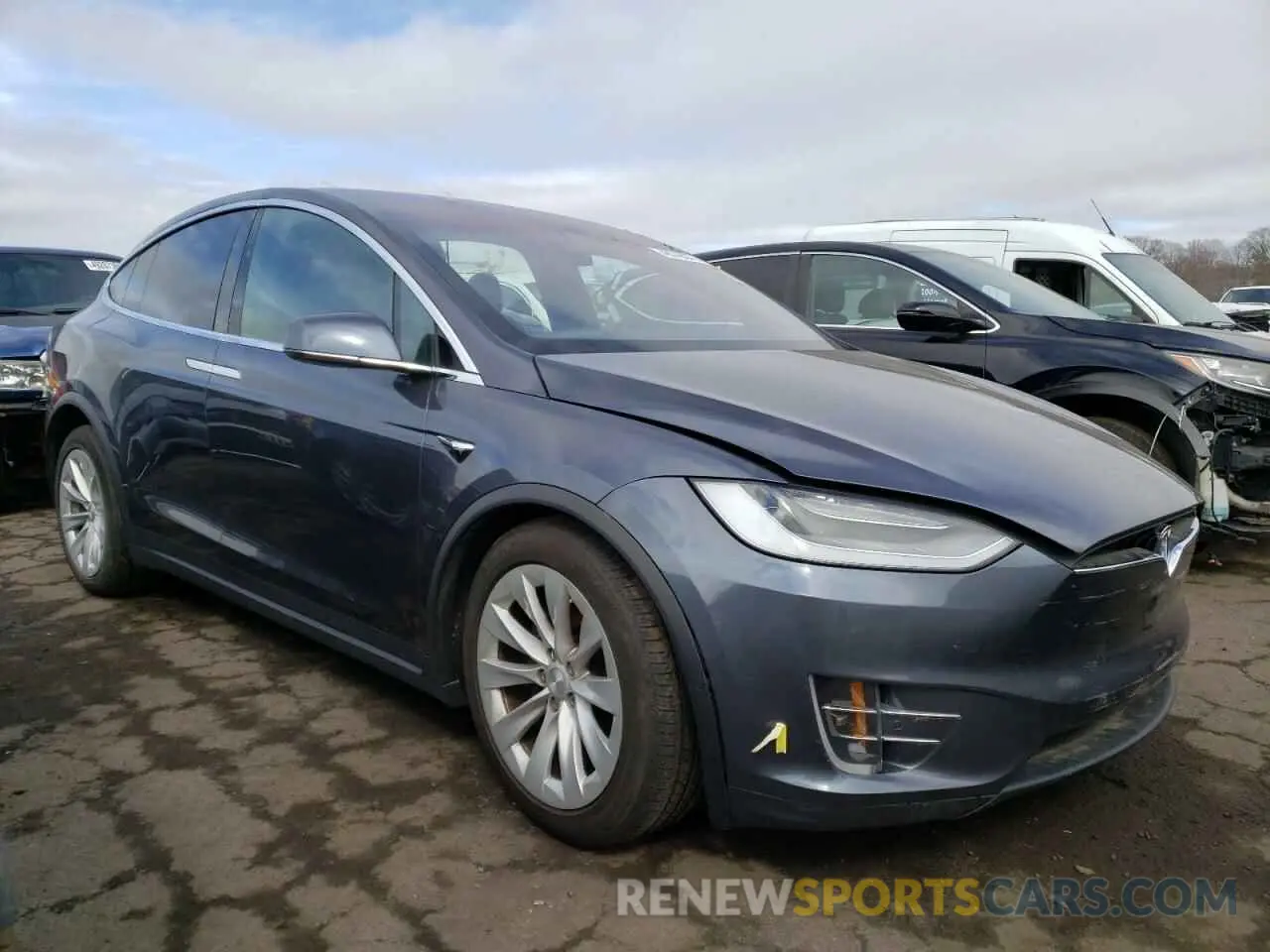 4 fotografías del automóvil dañado 5YJXCAE27LF300467 TESLA MODEL X 2020