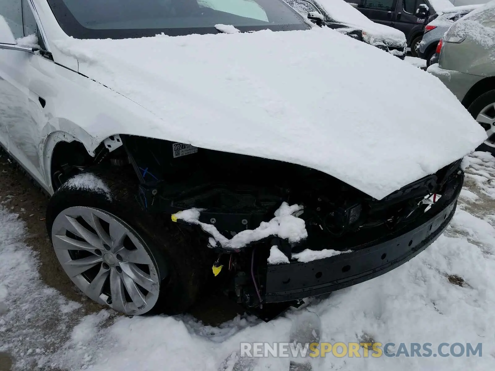 9 fotografías del automóvil dañado 5YJXCAE28LF219770 TESLA MODEL X 2020