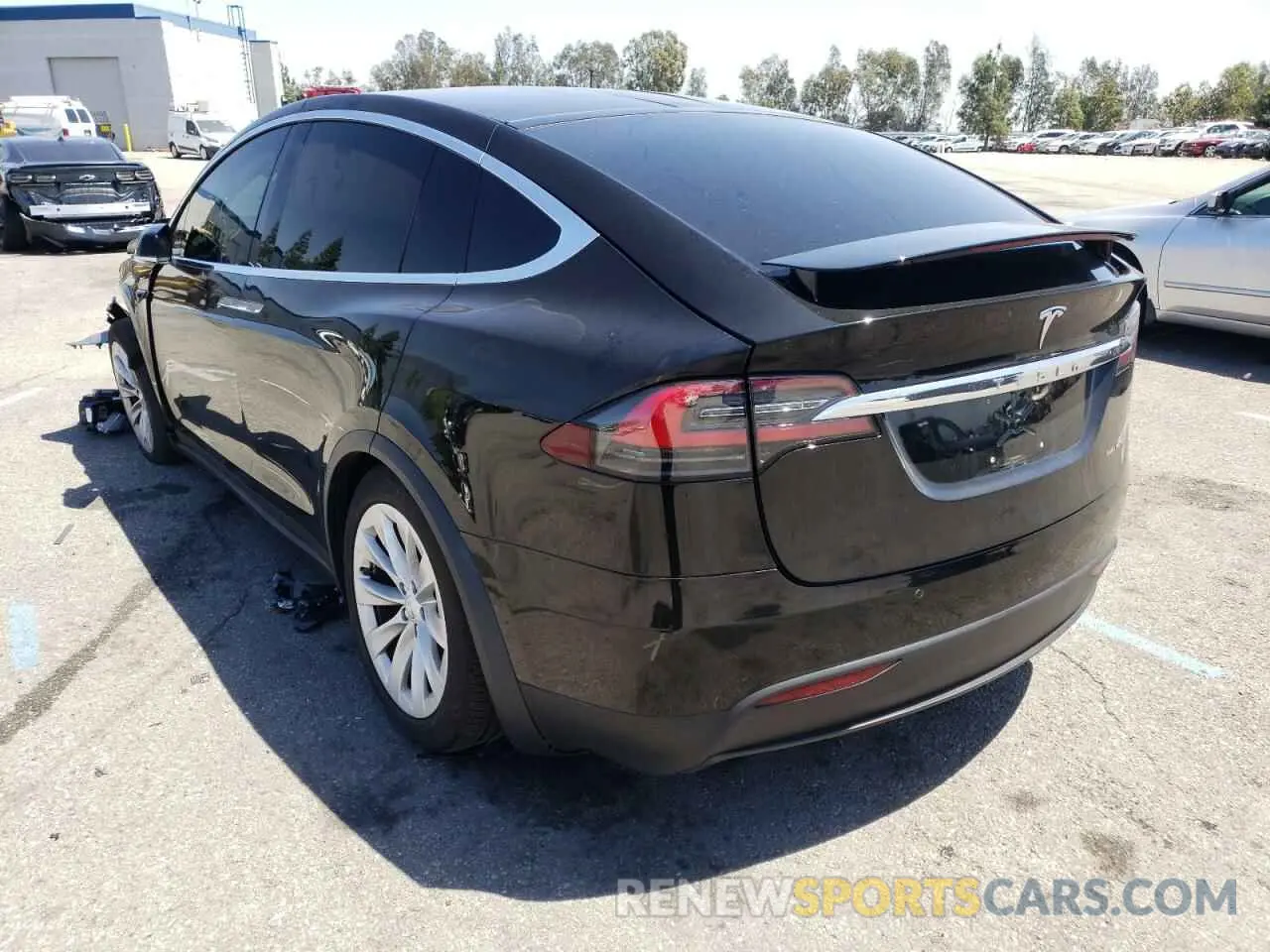 3 fotografías del automóvil dañado 5YJXCAE29LF240904 TESLA MODEL X 2020