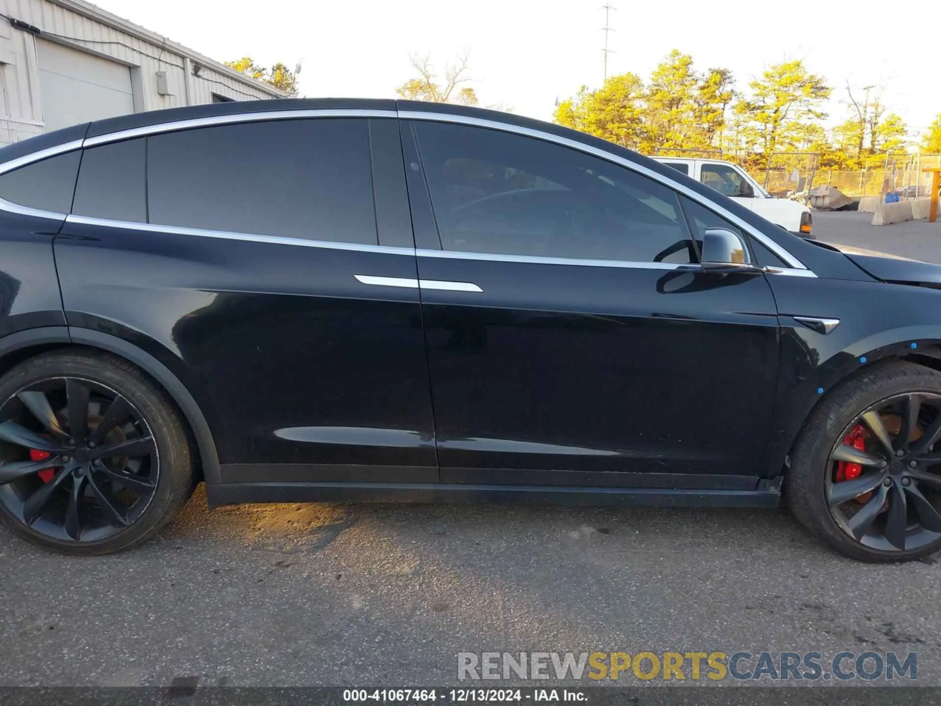 14 fotografías del automóvil dañado 5YJXCAE43LF233836 TESLA MODEL X 2020