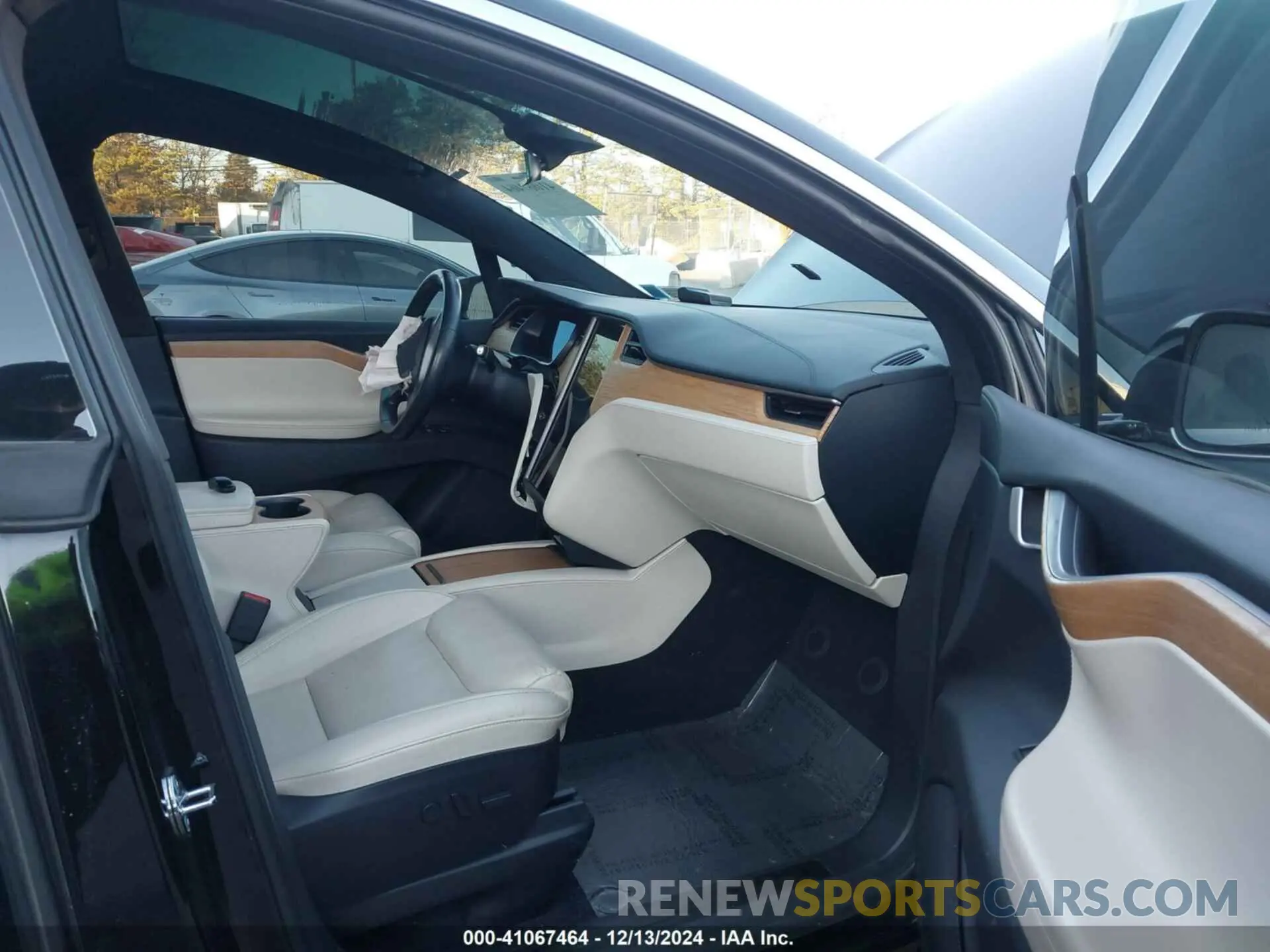 5 fotografías del automóvil dañado 5YJXCAE43LF233836 TESLA MODEL X 2020