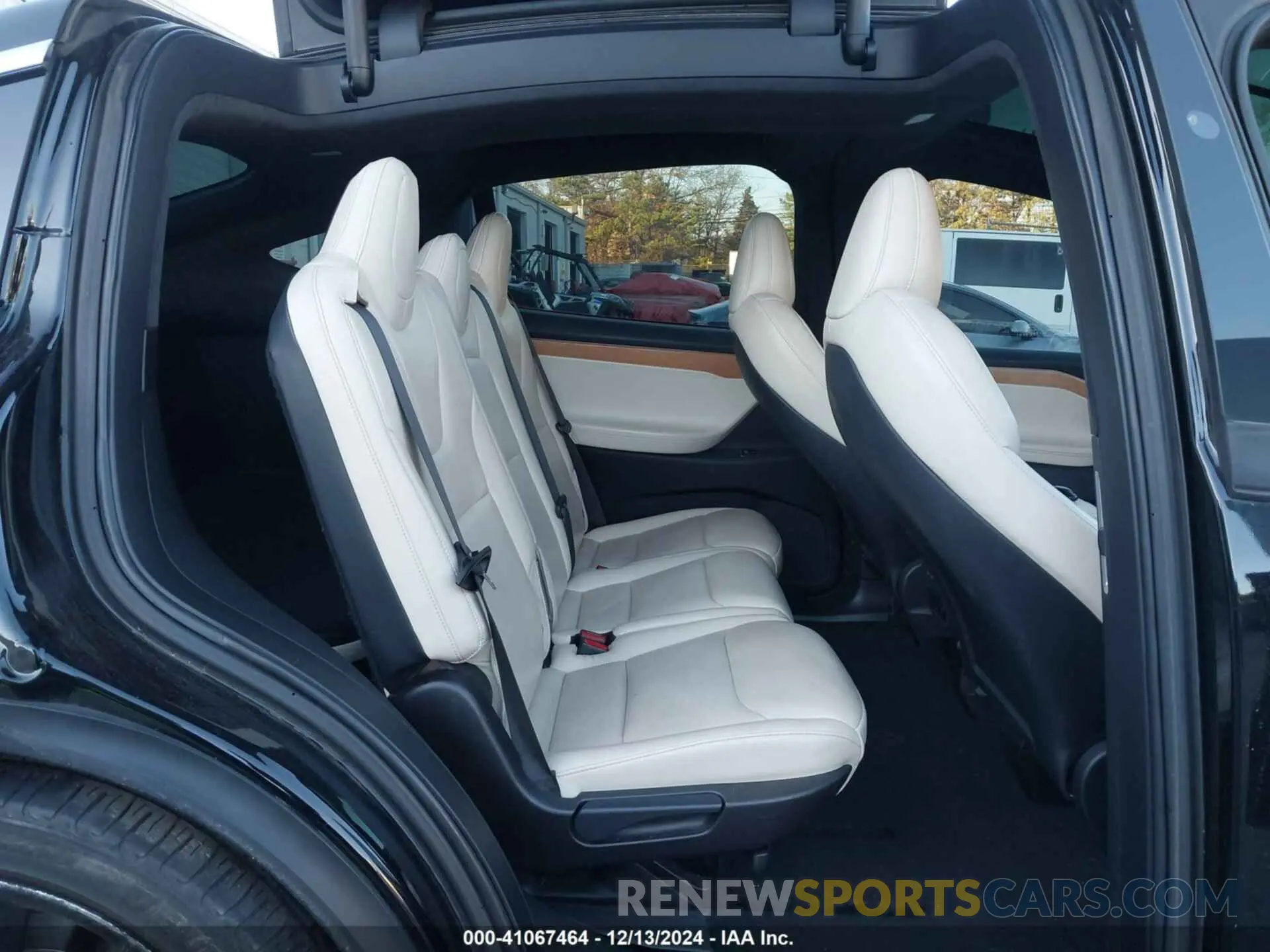 8 fotografías del automóvil dañado 5YJXCAE43LF233836 TESLA MODEL X 2020