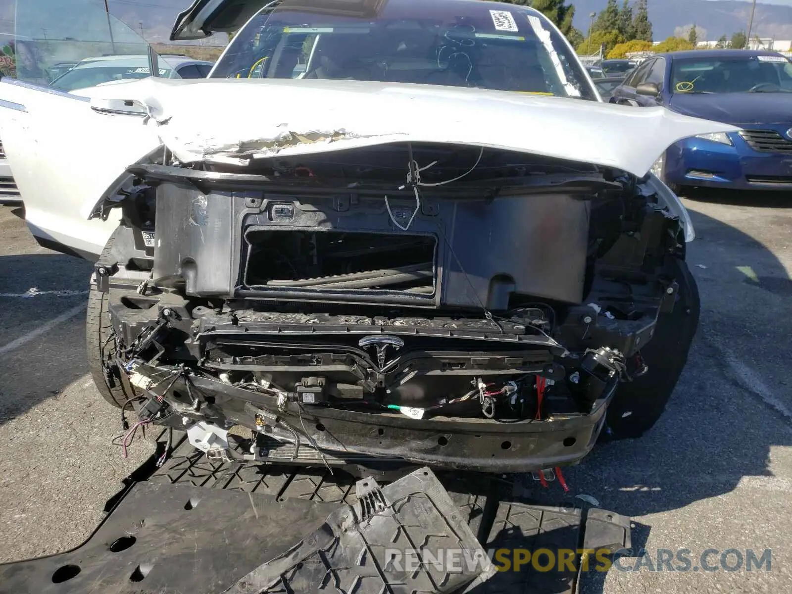 9 fotografías del automóvil dañado 5YJXCBE20LF242014 TESLA MODEL X 2020
