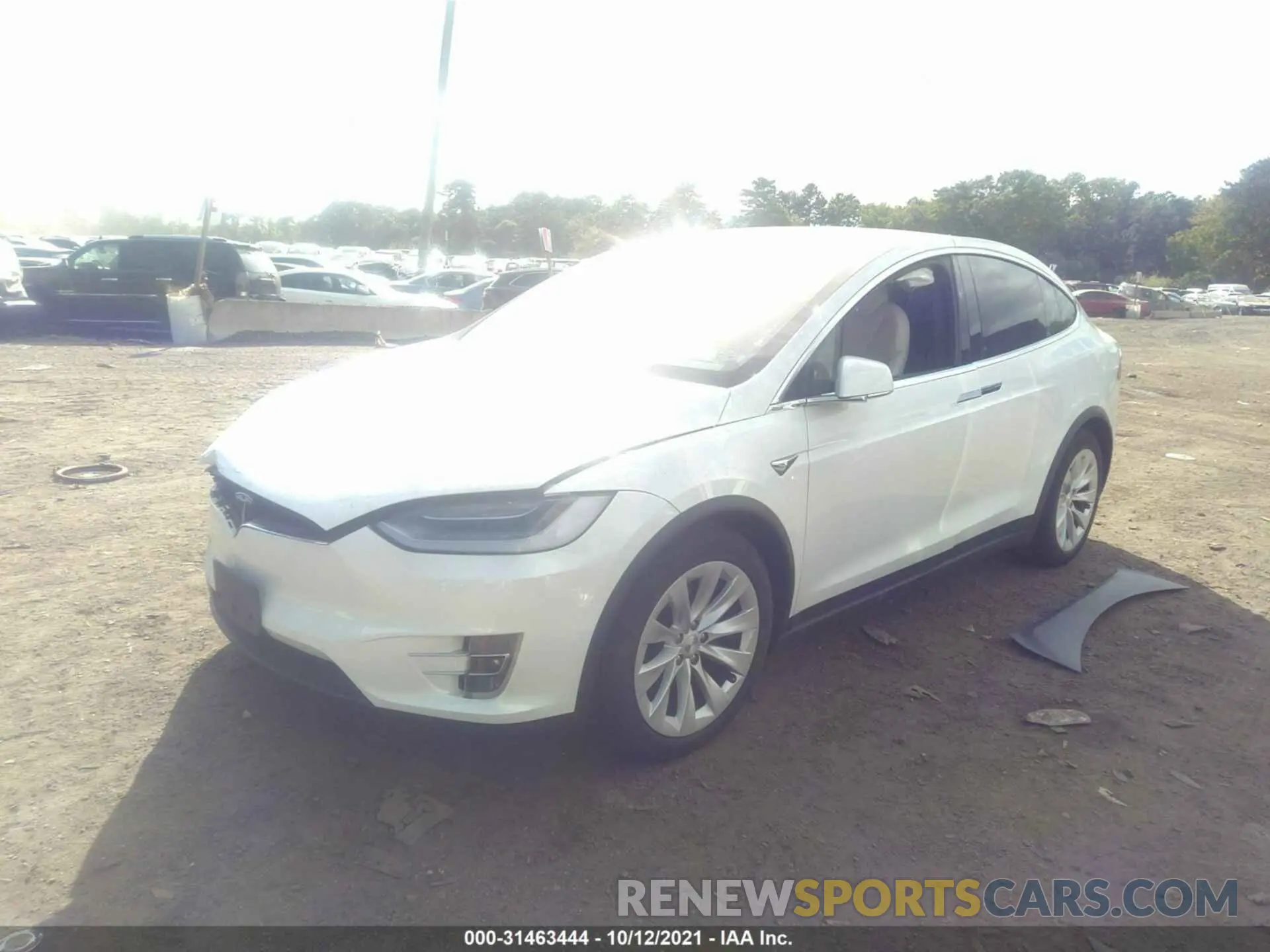2 fotografías del automóvil dañado 5YJXCBE21LF227876 TESLA MODEL X 2020