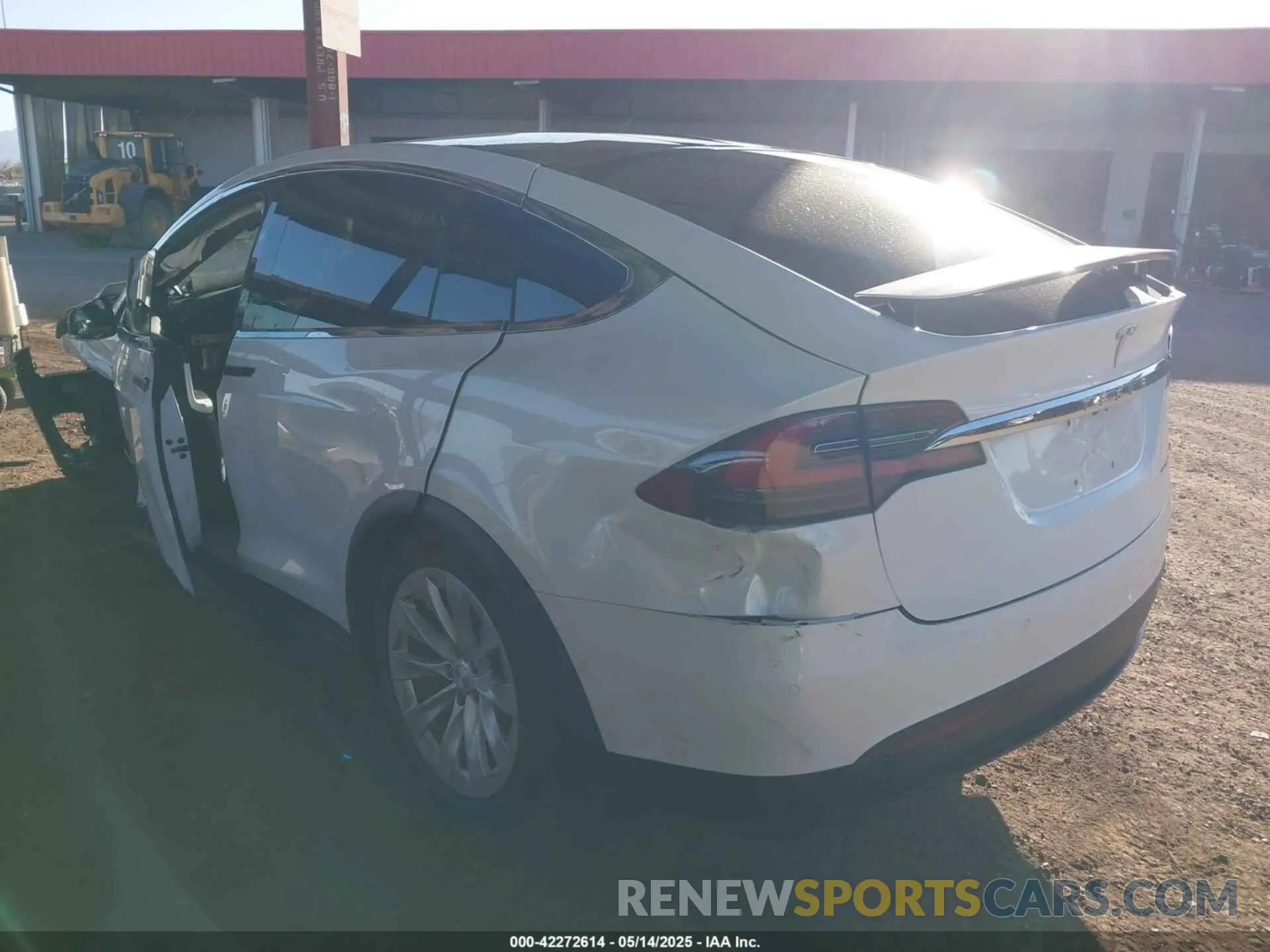 3 fotografías del automóvil dañado 5YJXCBE21LF238490 TESLA MODEL X 2020