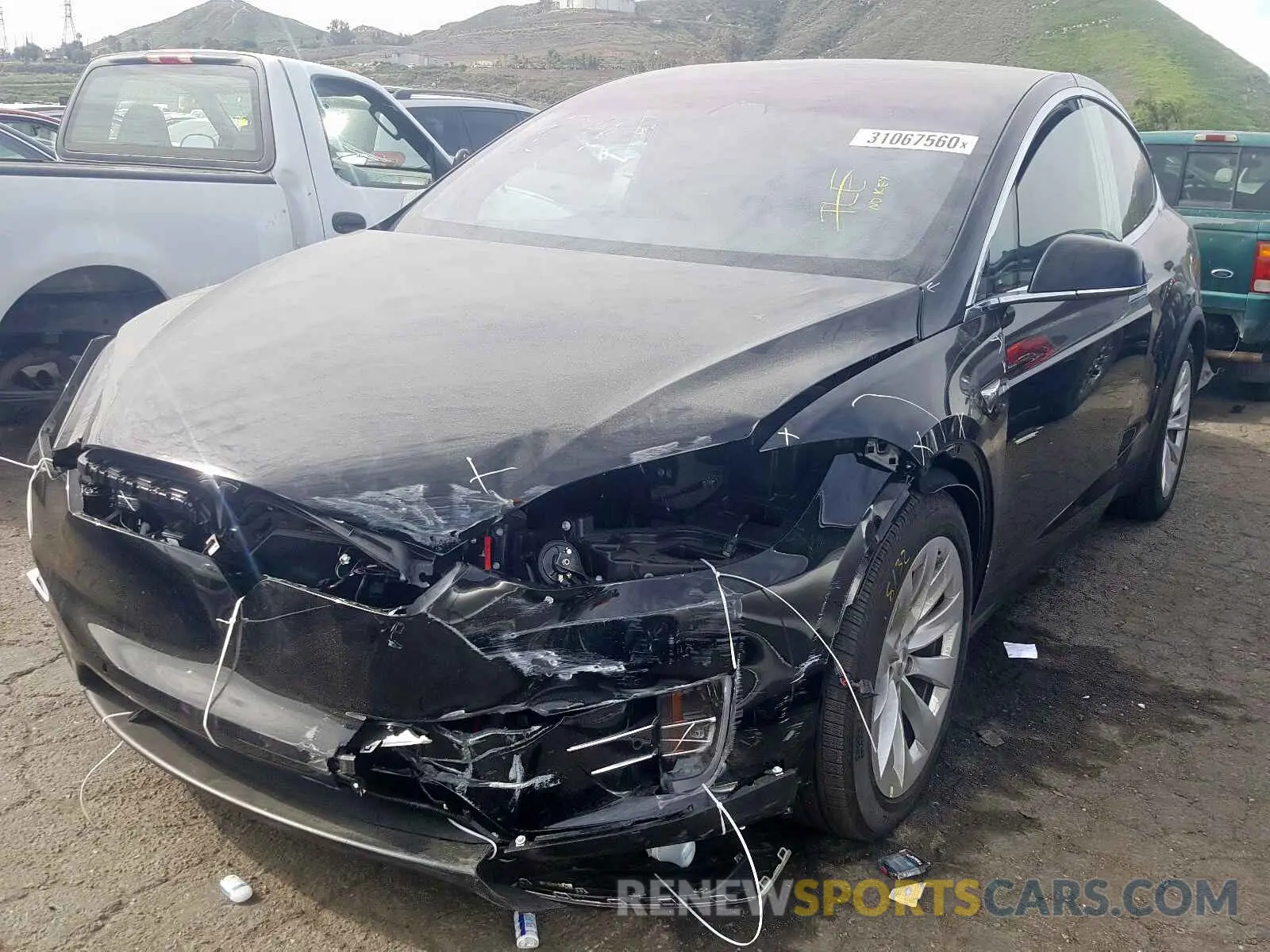 2 fotografías del automóvil dañado 5YJXCBE21LF241471 TESLA MODEL X 2020
