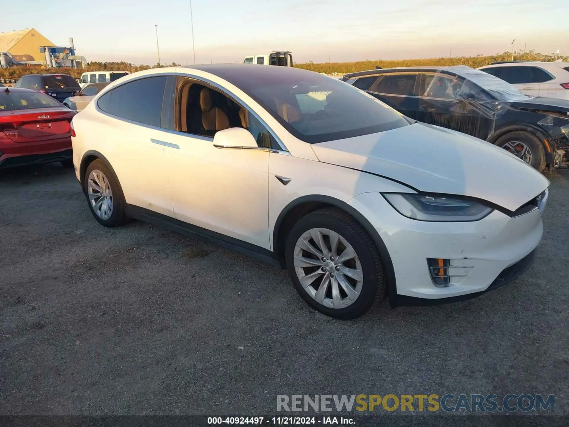 1 fotografías del automóvil dañado 5YJXCBE21LF260926 TESLA MODEL X 2020