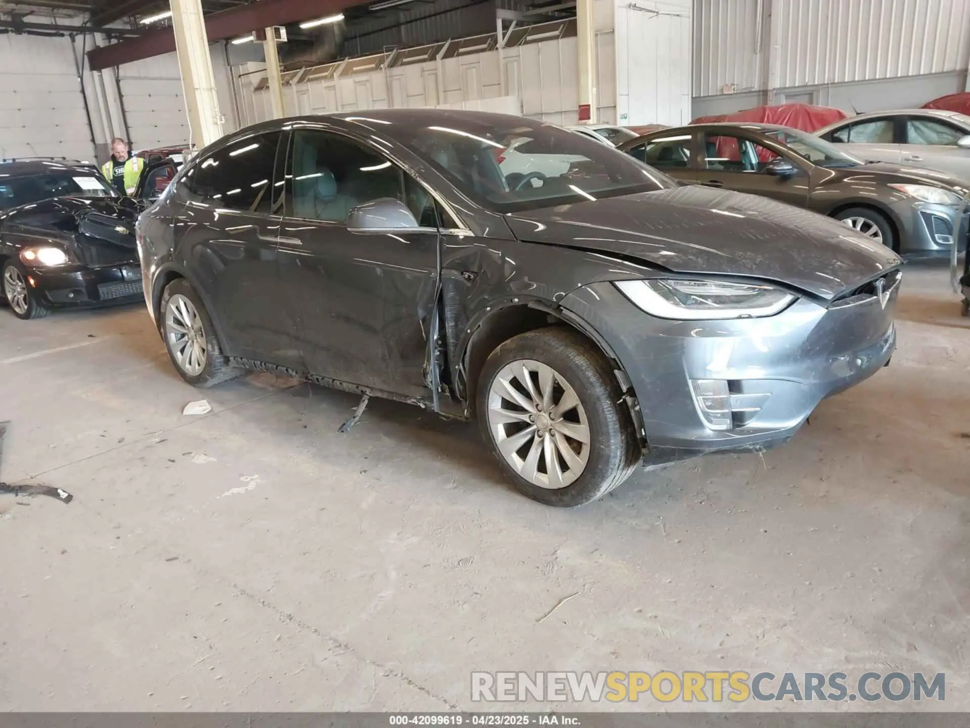 1 fotografías del automóvil dañado 5YJXCBE22LF261759 TESLA MODEL X 2020