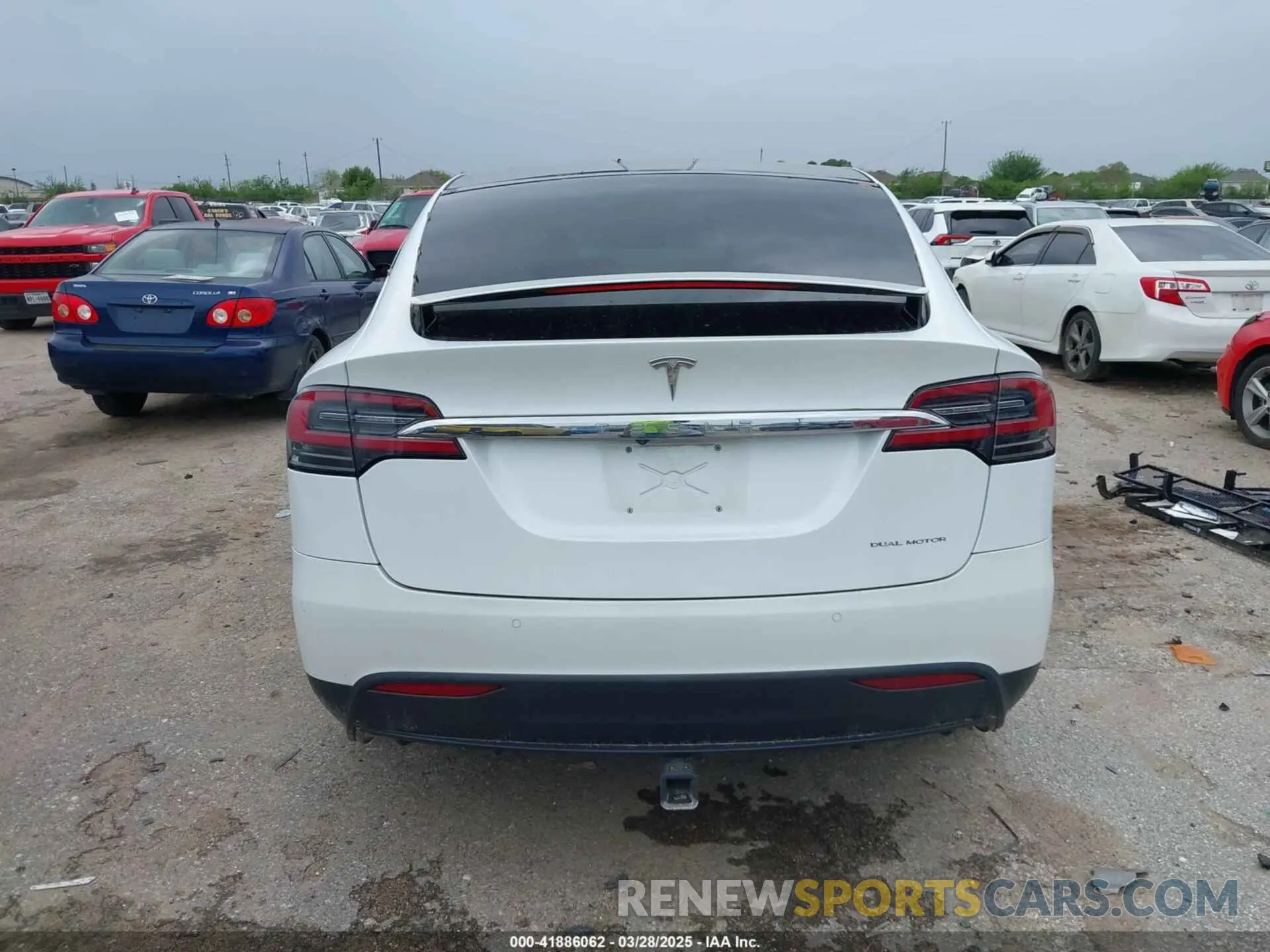 15 fotografías del automóvil dañado 5YJXCBE23LF233484 TESLA MODEL X 2020