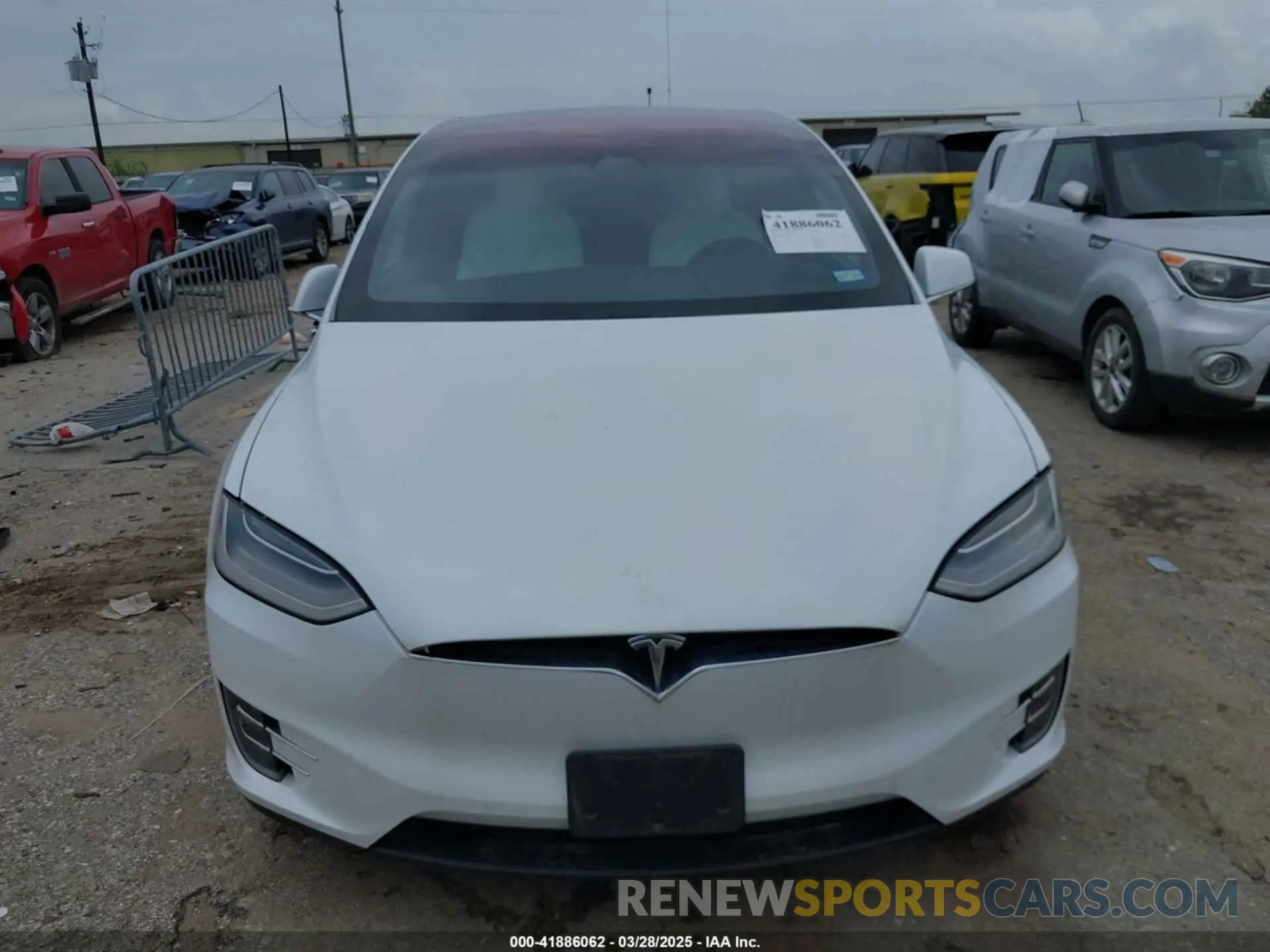 6 fotografías del automóvil dañado 5YJXCBE23LF233484 TESLA MODEL X 2020