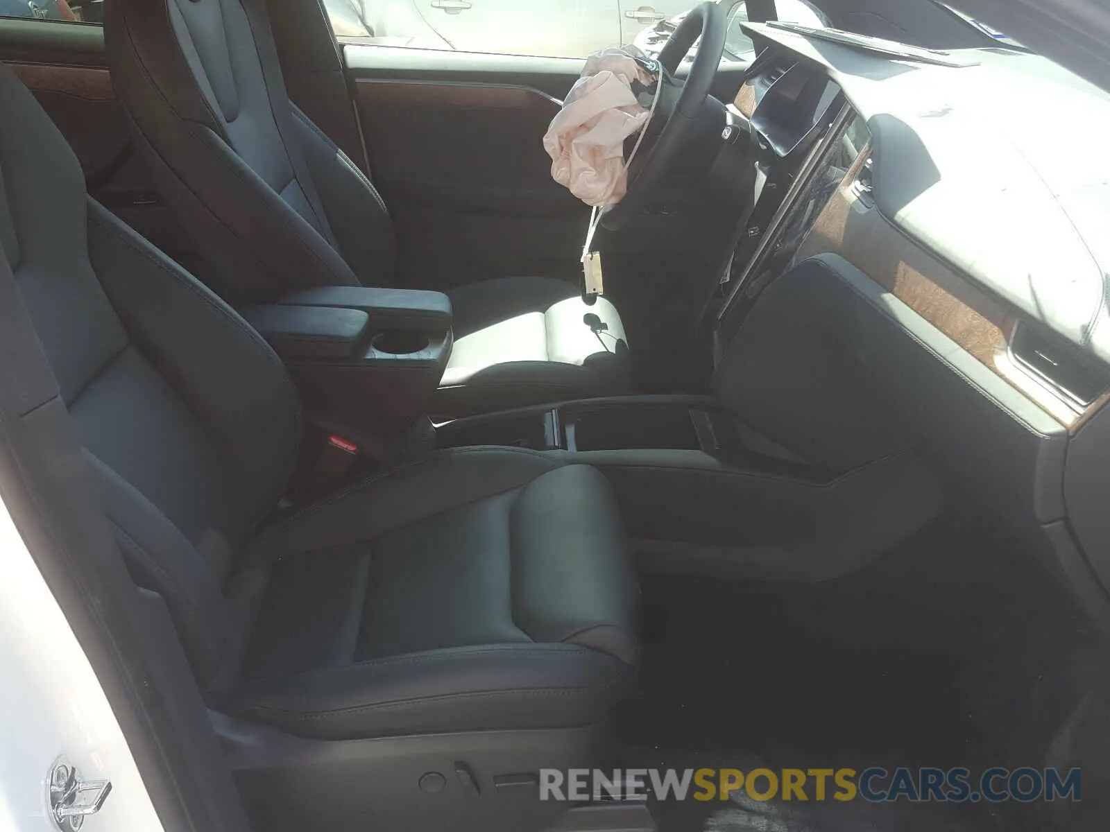 5 fotografías del automóvil dañado 5YJXCBE23LF246705 TESLA MODEL X 2020