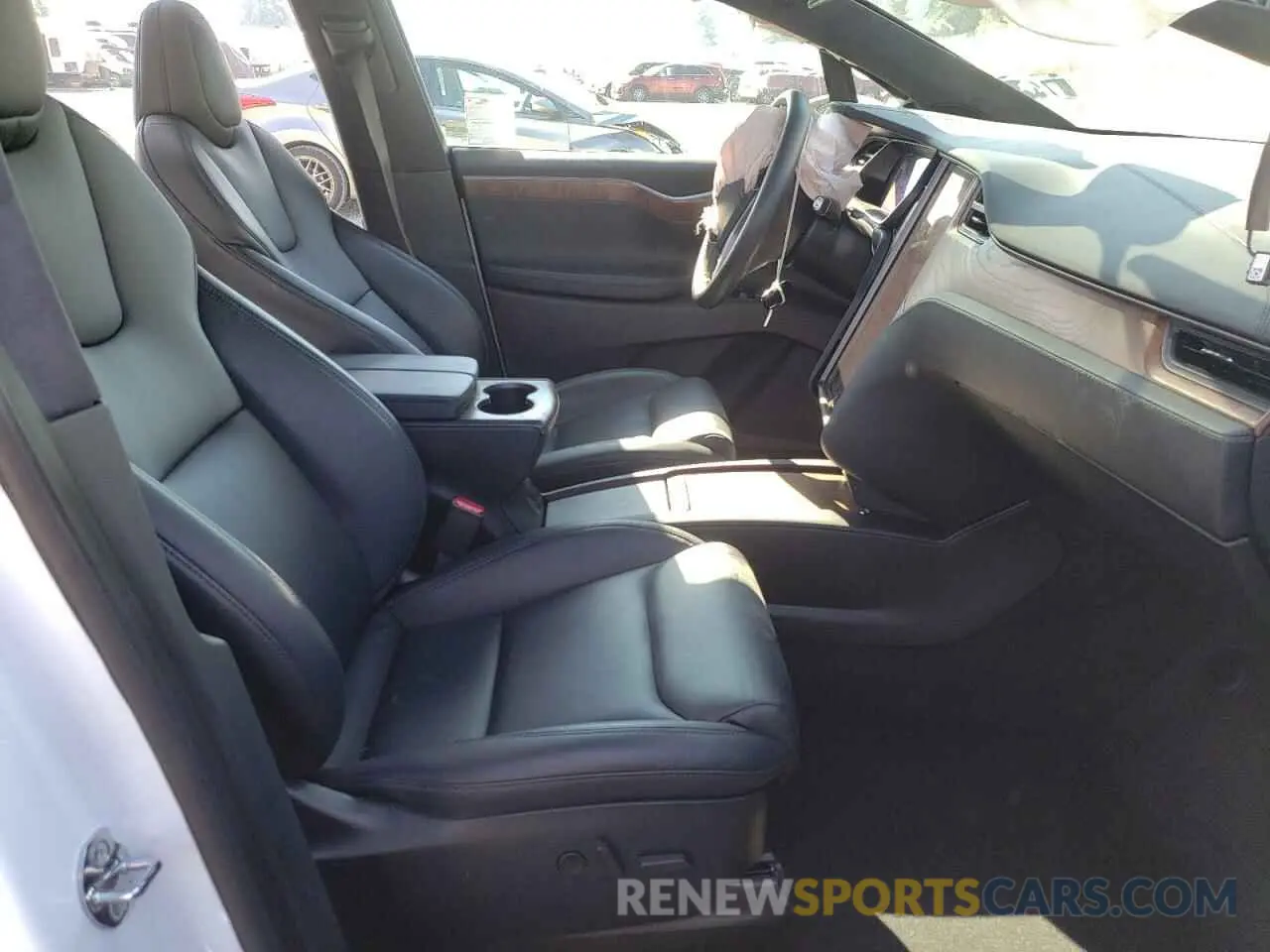5 fotografías del automóvil dañado 5YJXCBE23LF272804 TESLA MODEL X 2020