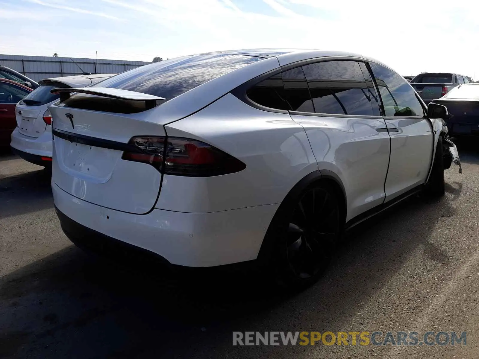 4 fotografías del automóvil dañado 5YJXCBE23LF283558 TESLA MODEL X 2020