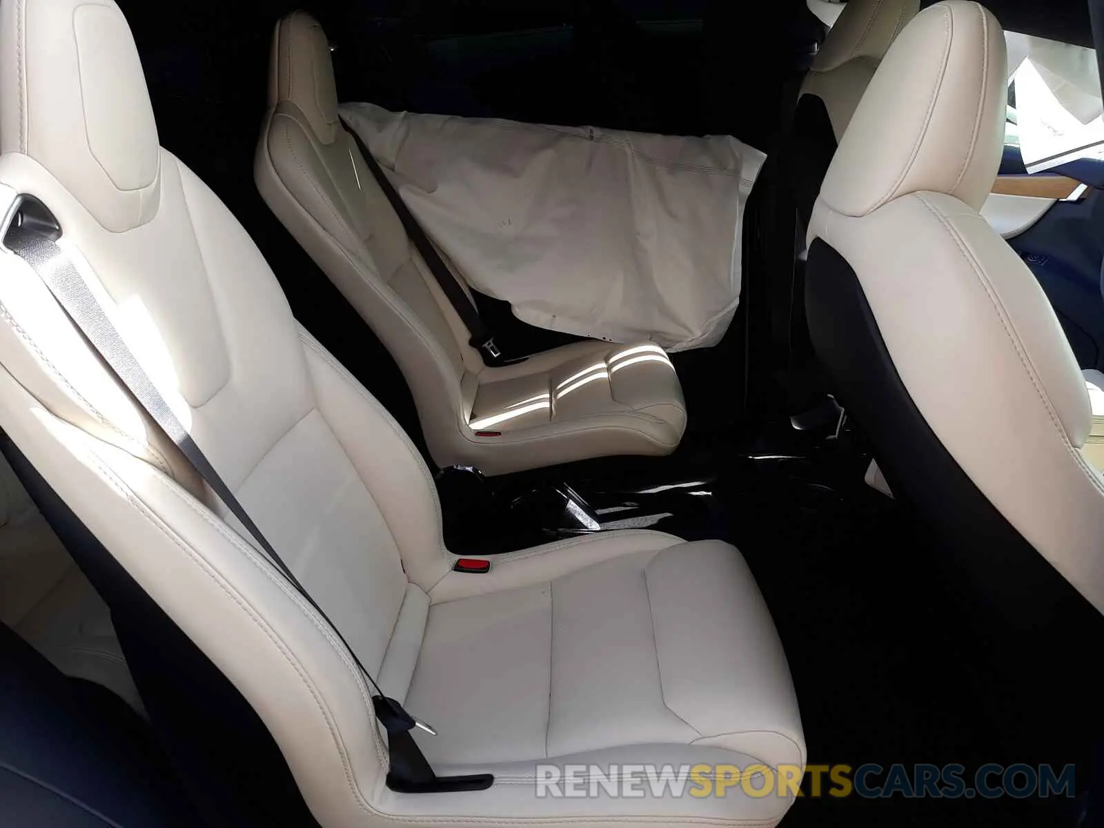 6 fotografías del automóvil dañado 5YJXCBE23LF283558 TESLA MODEL X 2020