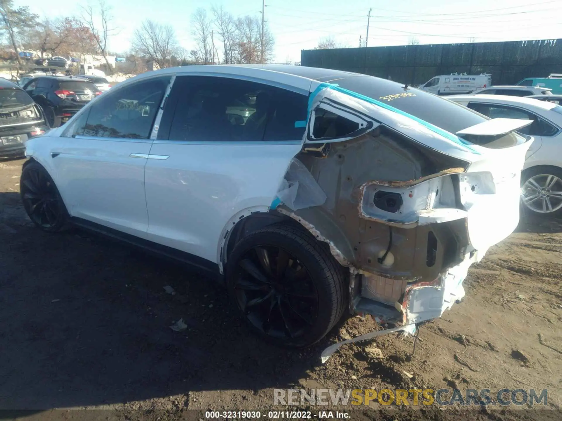 3 fotografías del automóvil dañado 5YJXCBE23LF286055 TESLA MODEL X 2020