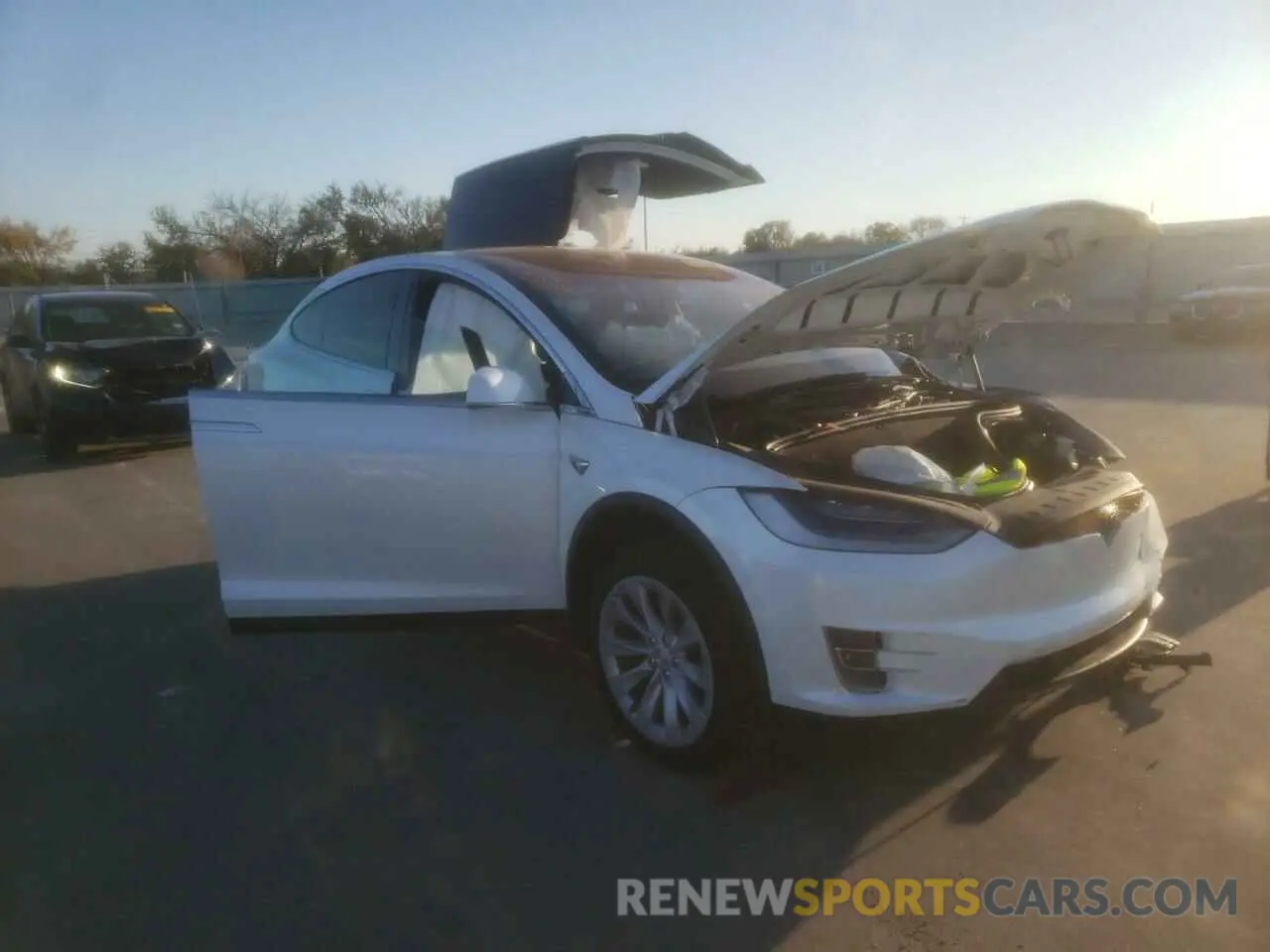 1 fotografías del automóvil dañado 5YJXCBE24LF233901 TESLA MODEL X 2020