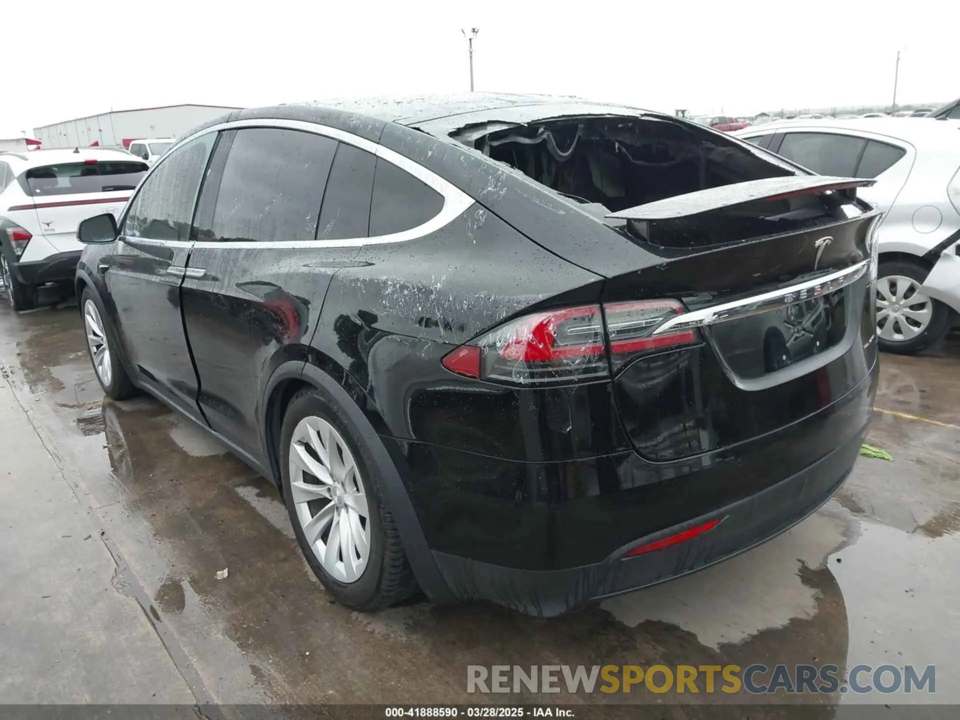 3 fotografías del automóvil dañado 5YJXCBE25LF250044 TESLA MODEL X 2020