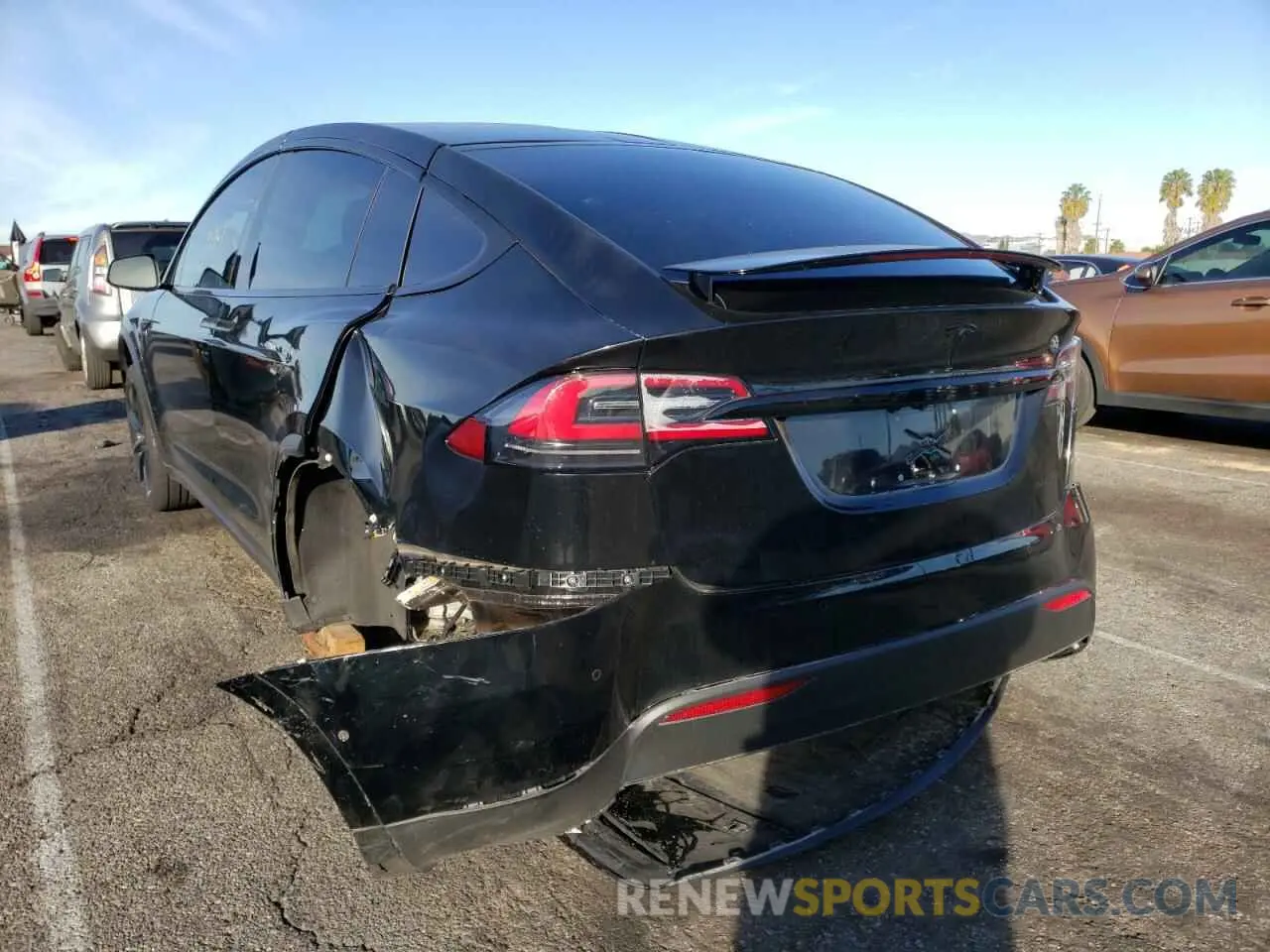 3 fotografías del automóvil dañado 5YJXCBE25LF268849 TESLA MODEL X 2020