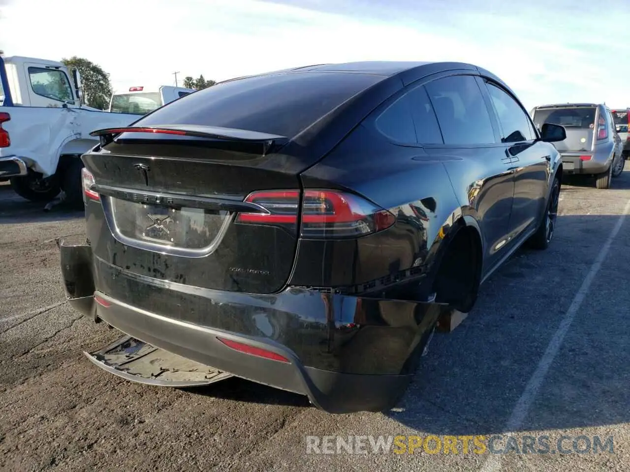 4 fotografías del automóvil dañado 5YJXCBE25LF268849 TESLA MODEL X 2020